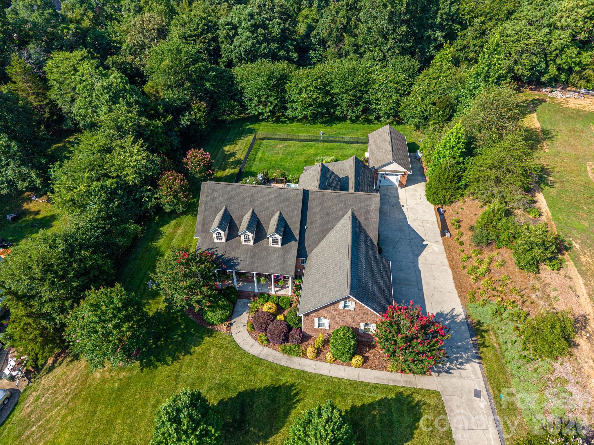 961 Colleton Meadow Drive #37 — Clover