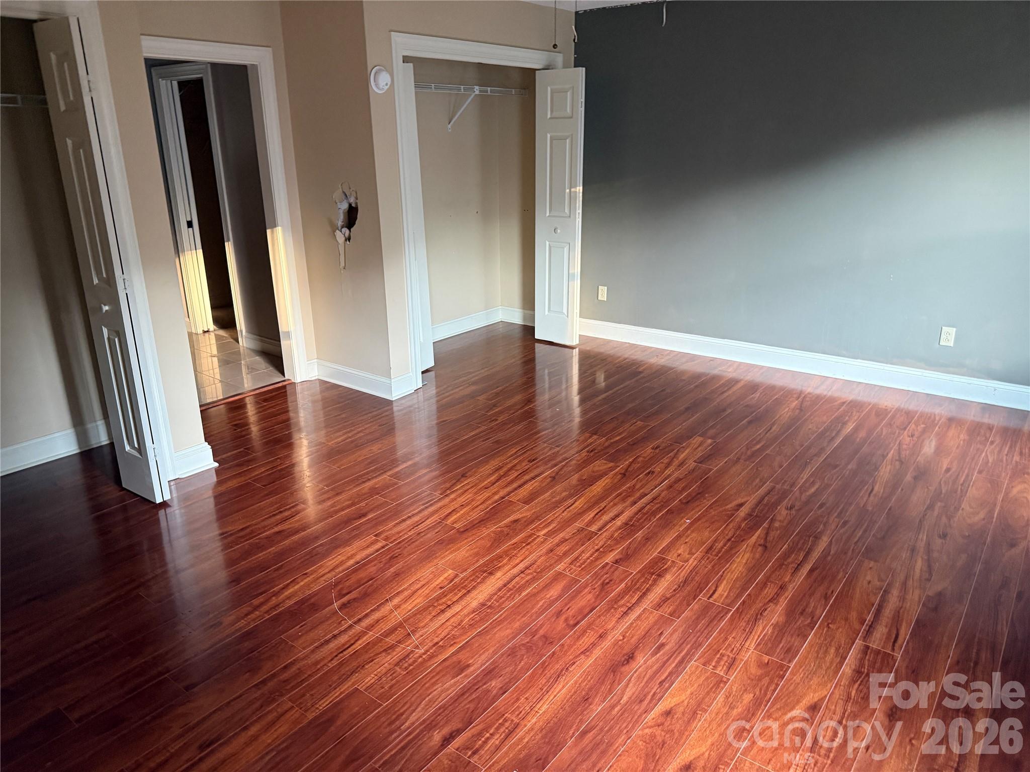 2960 8th Street Court NE — Hickory