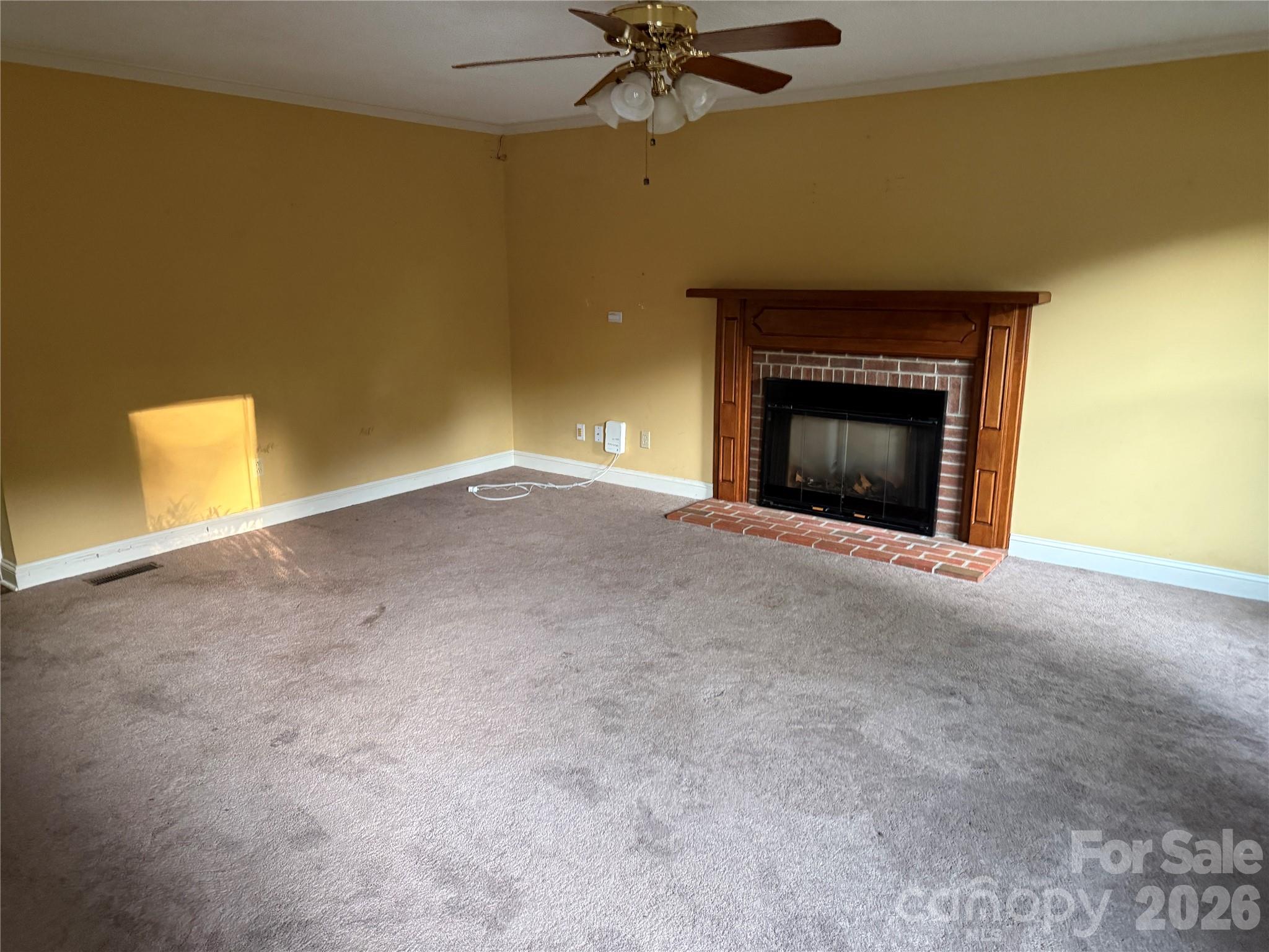 2960 8th Street Court NE — Hickory