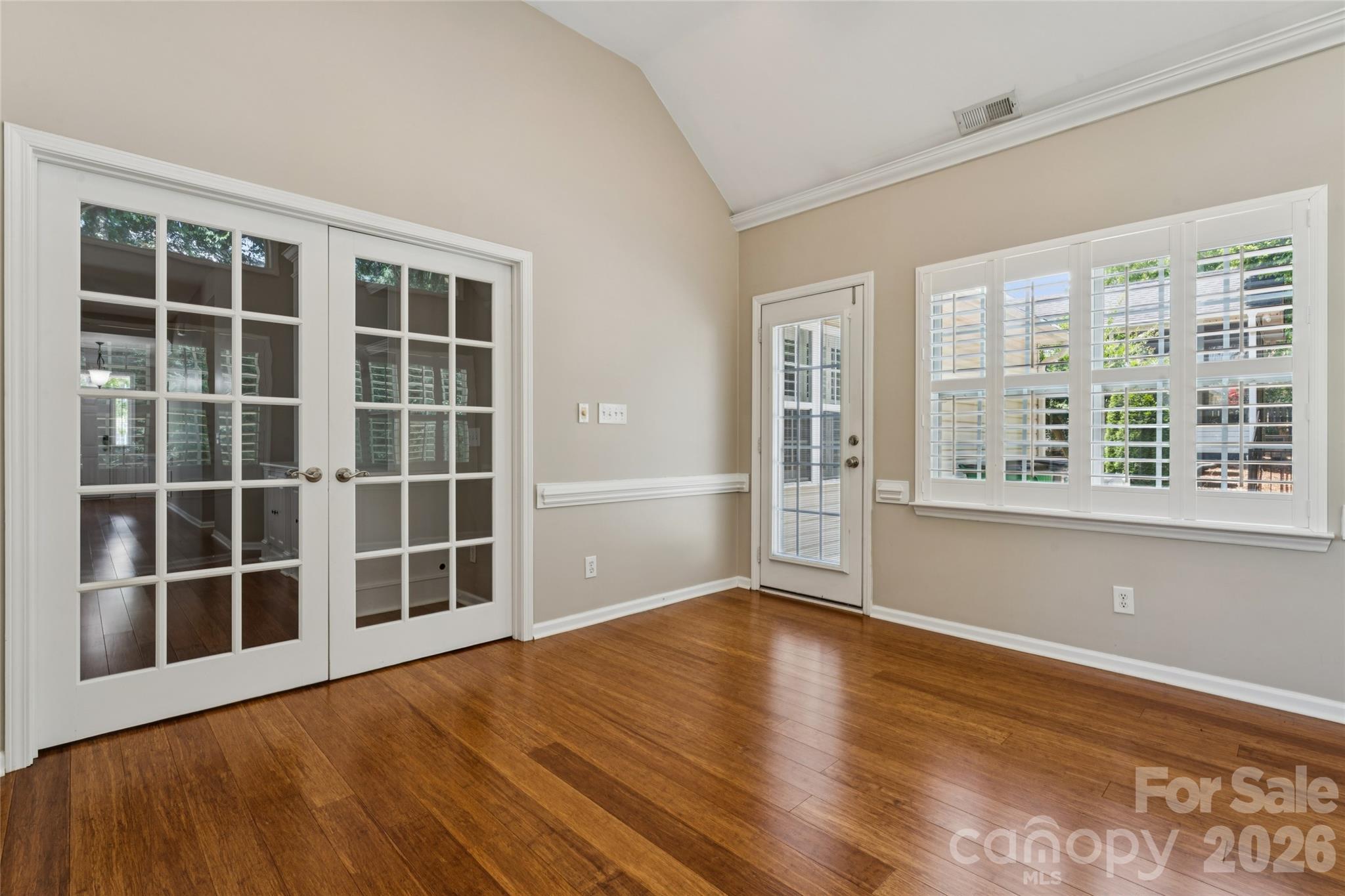 10906 Chamberlain Hall Court — Charlotte