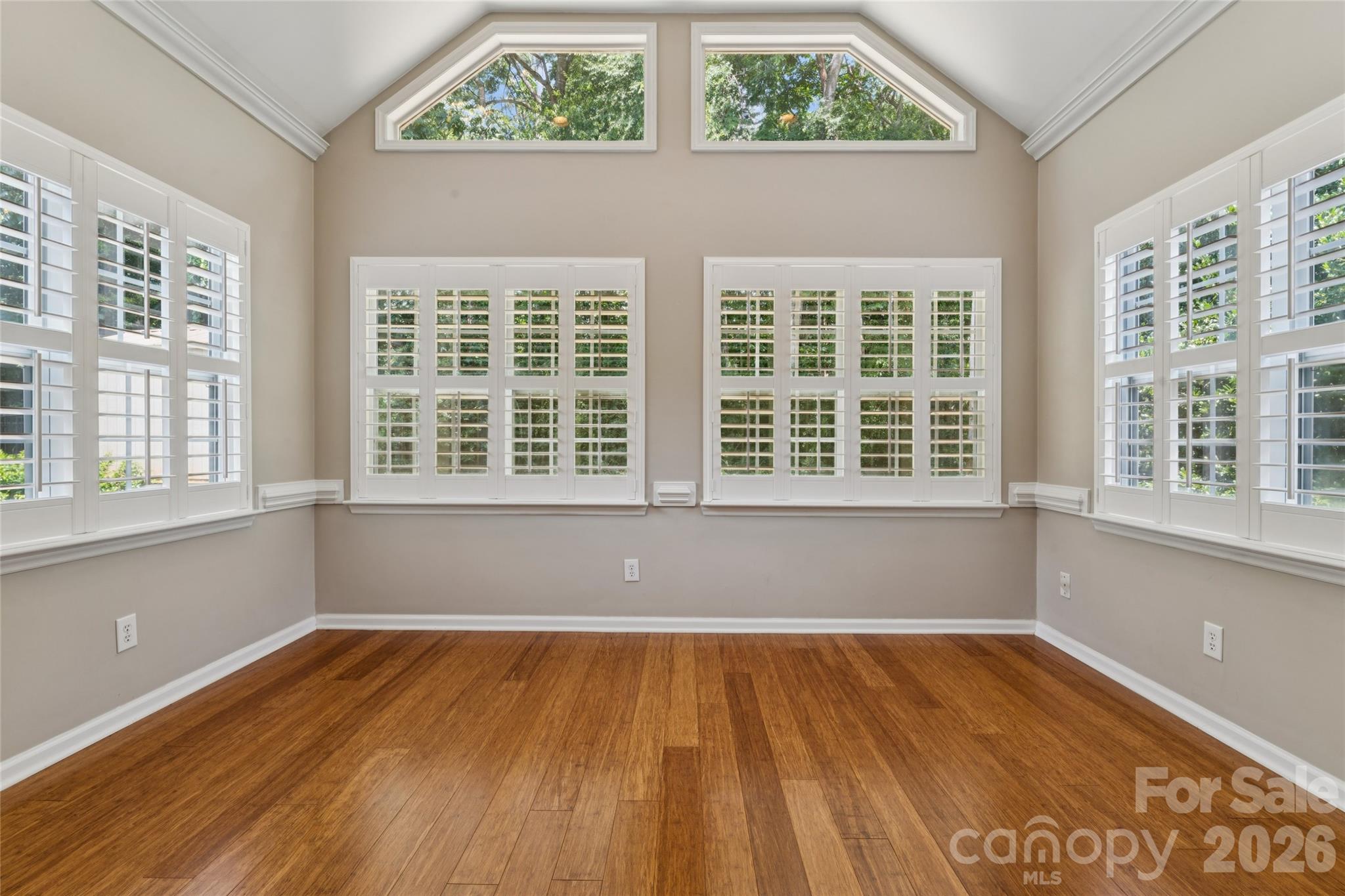 10906 Chamberlain Hall Court — Charlotte