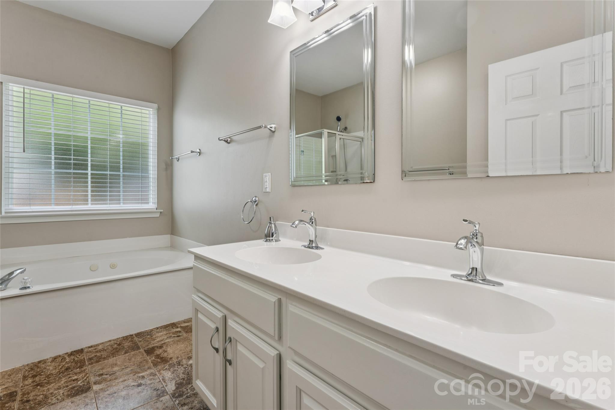 10906 Chamberlain Hall Court — Charlotte