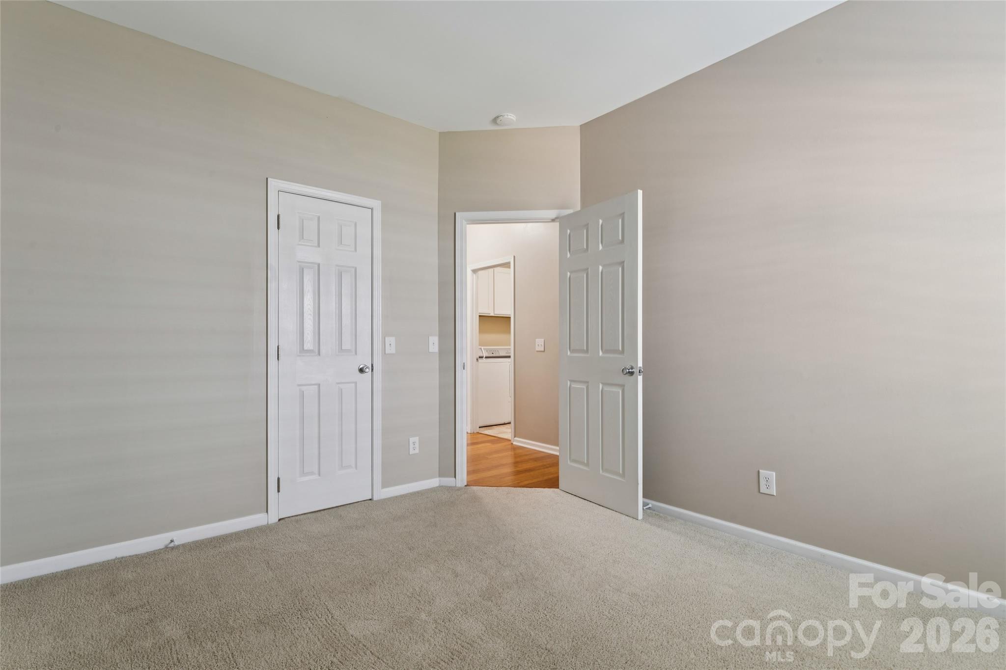 10906 Chamberlain Hall Court — Charlotte