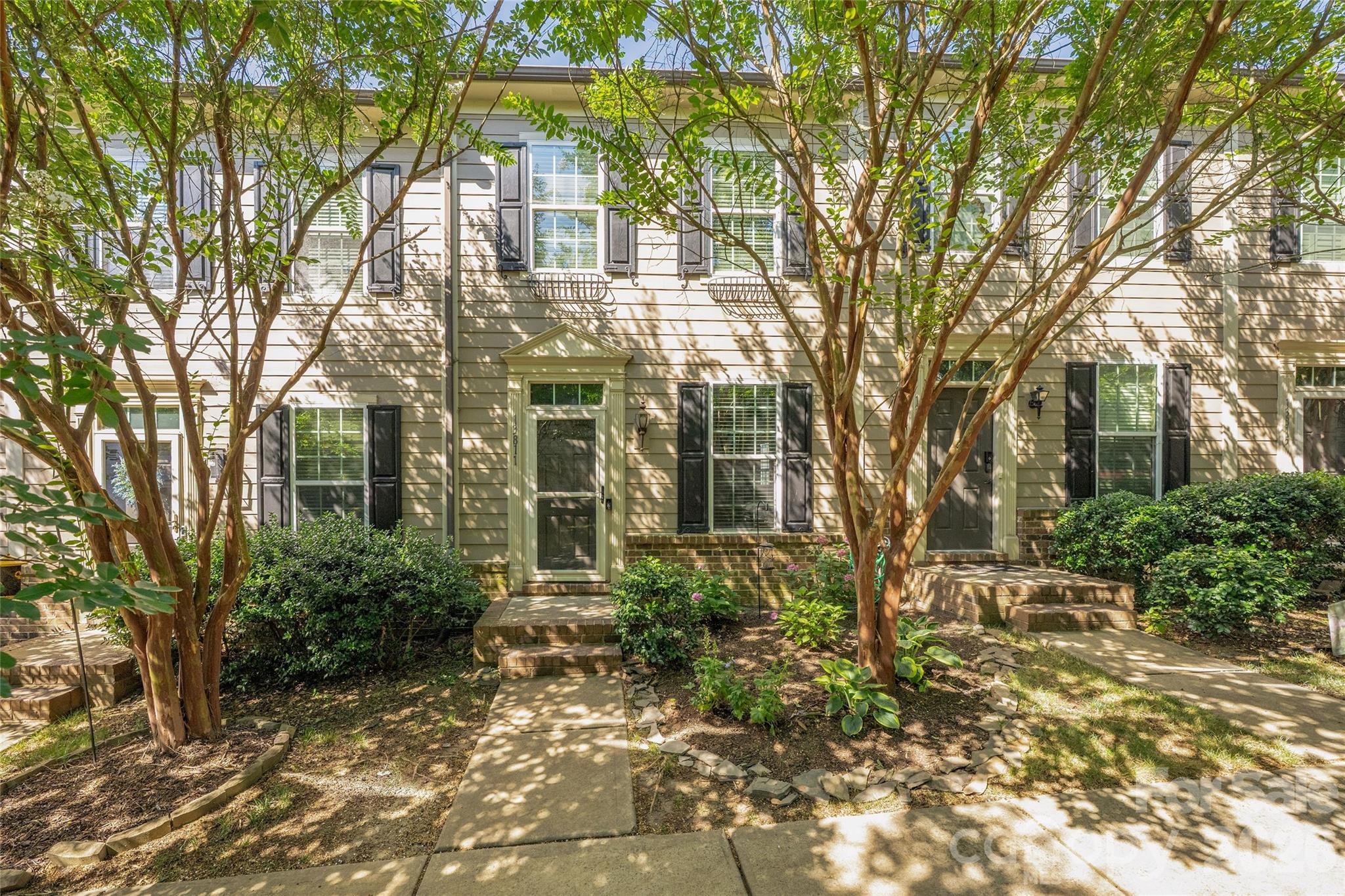 13811 Hill Street — Huntersville