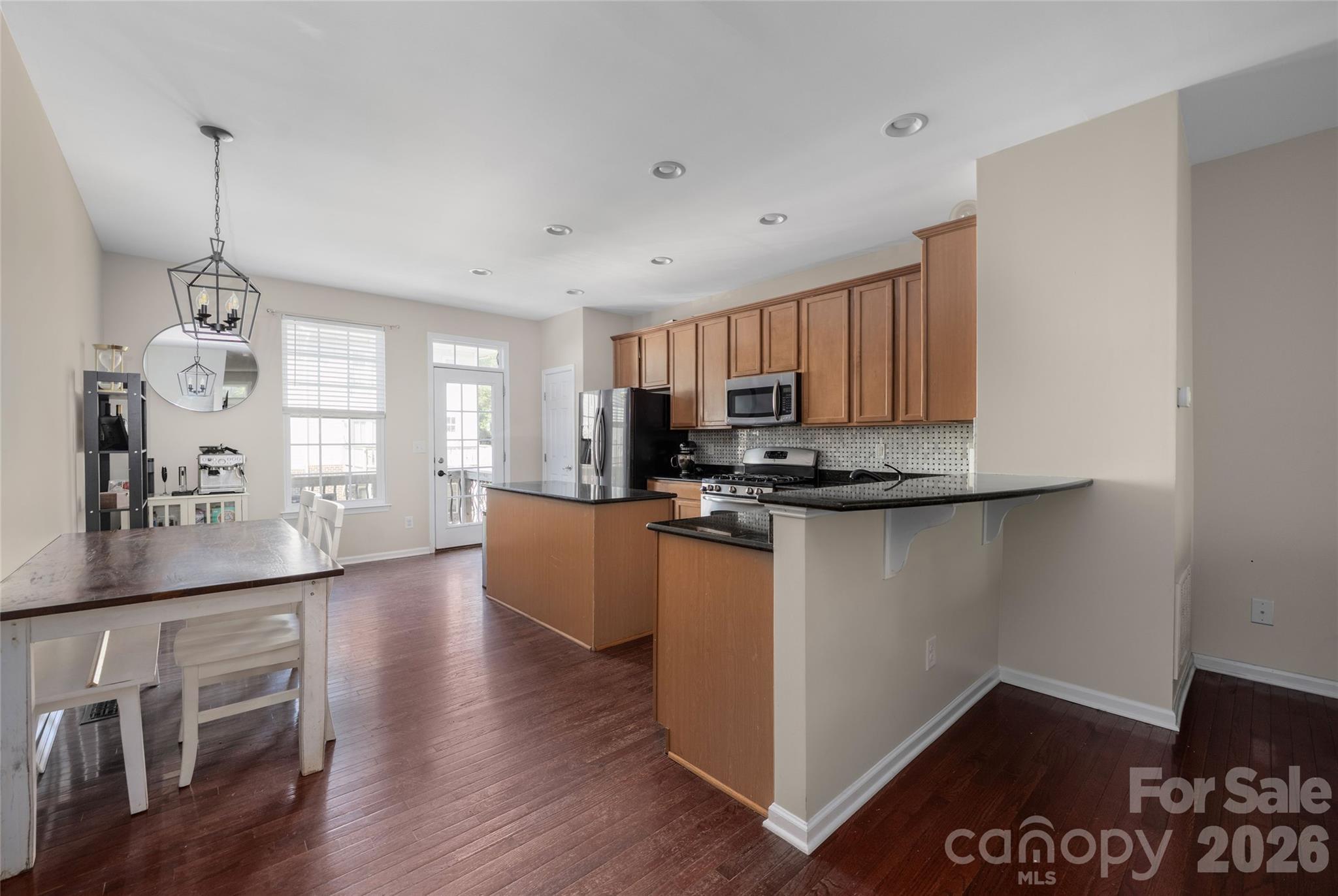 13811 Hill Street — Huntersville