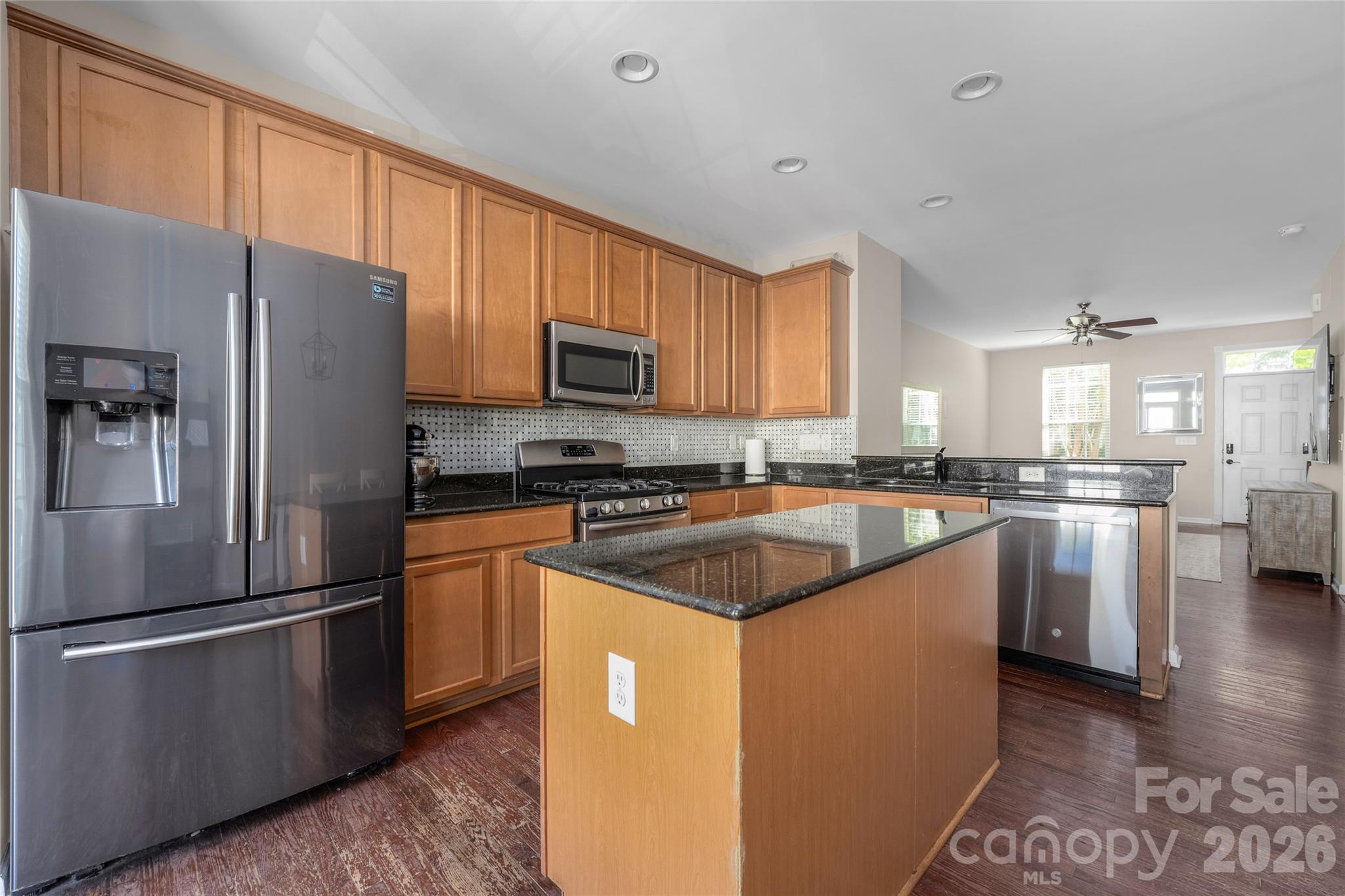 13811 Hill Street — Huntersville