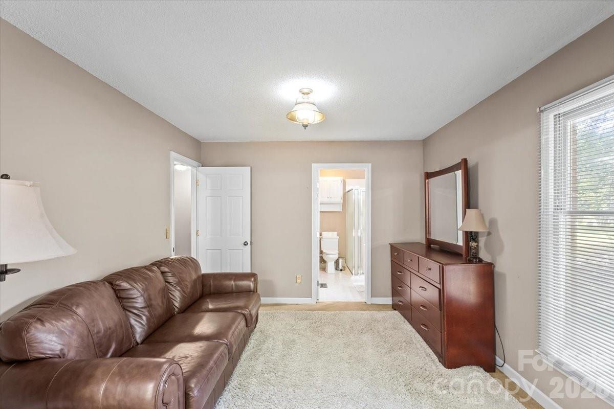 14410 Youngblood Road — Charlotte