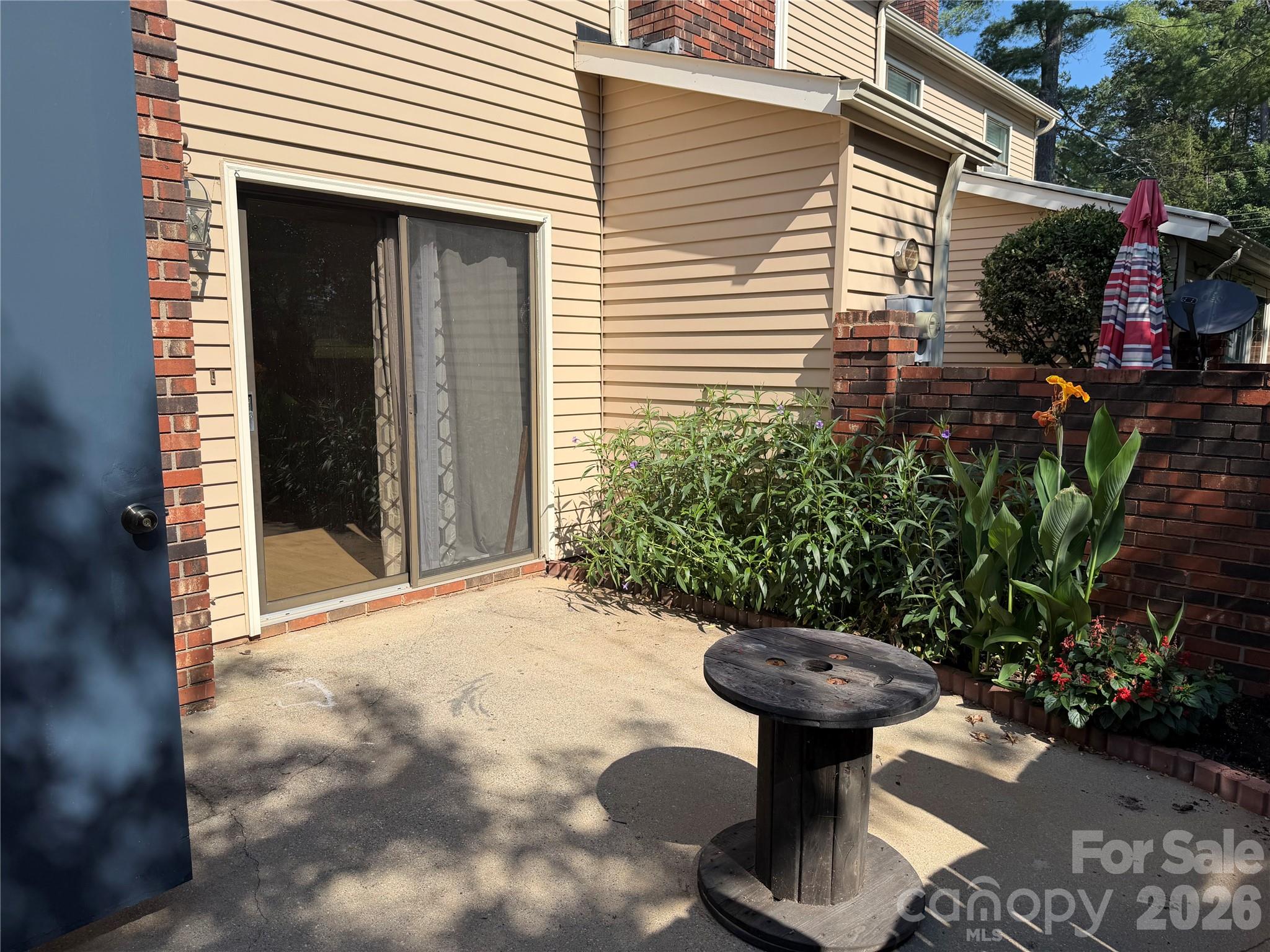 2705 N Center Street #46 — Hickory