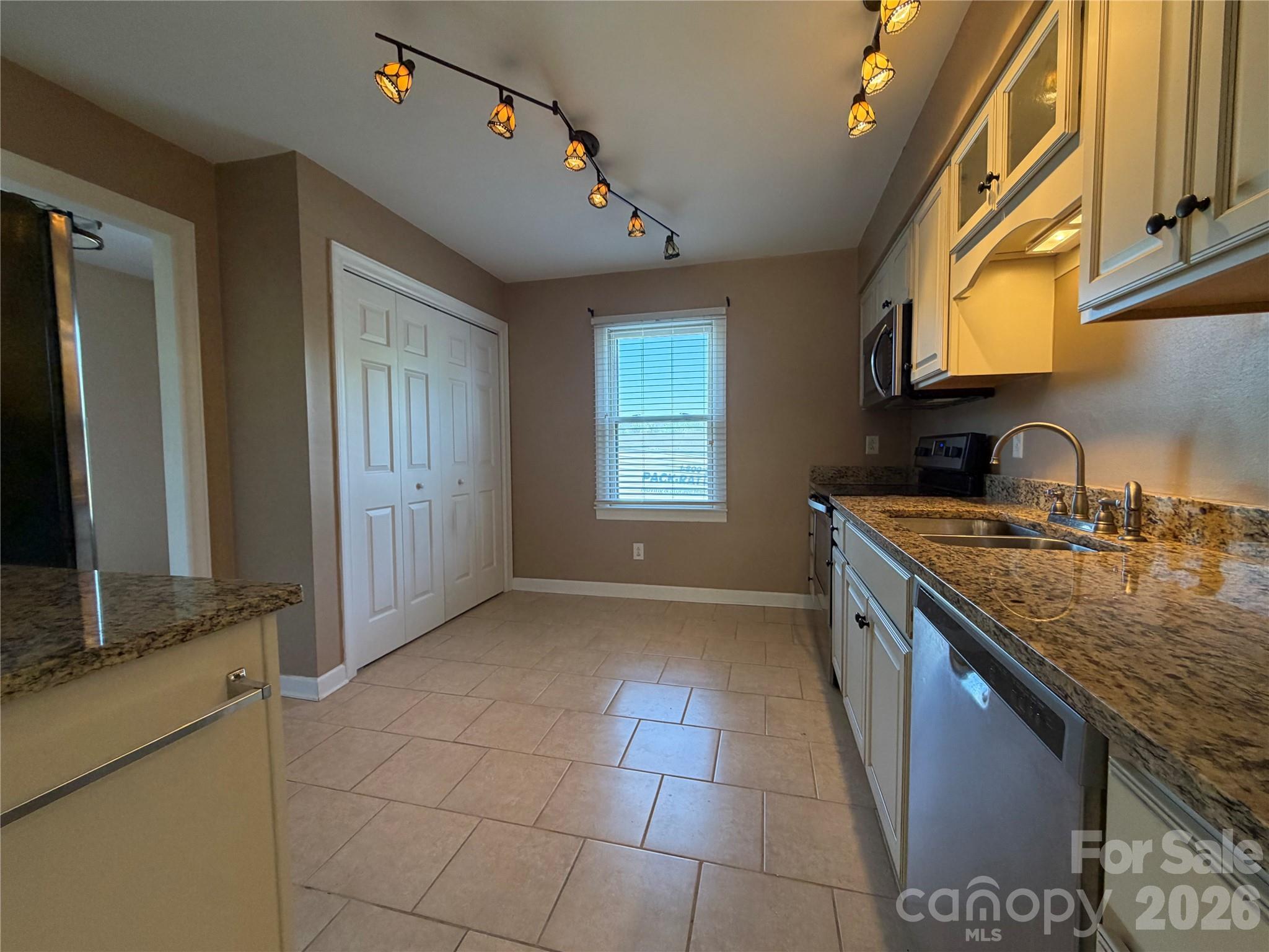 2705 N Center Street #46 — Hickory