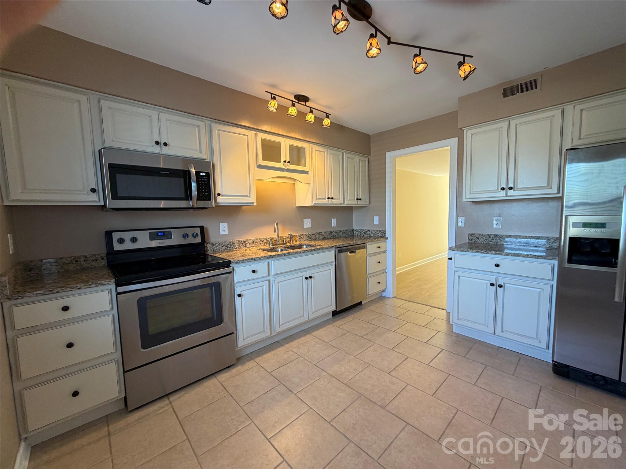 2705 N Center Street #46 — Hickory