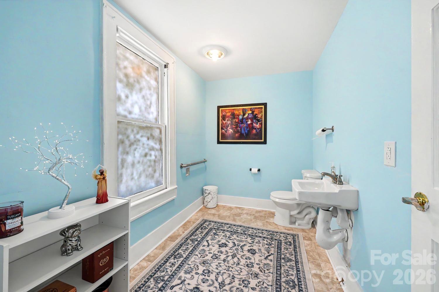 601 College Avenue SW — Lenoir