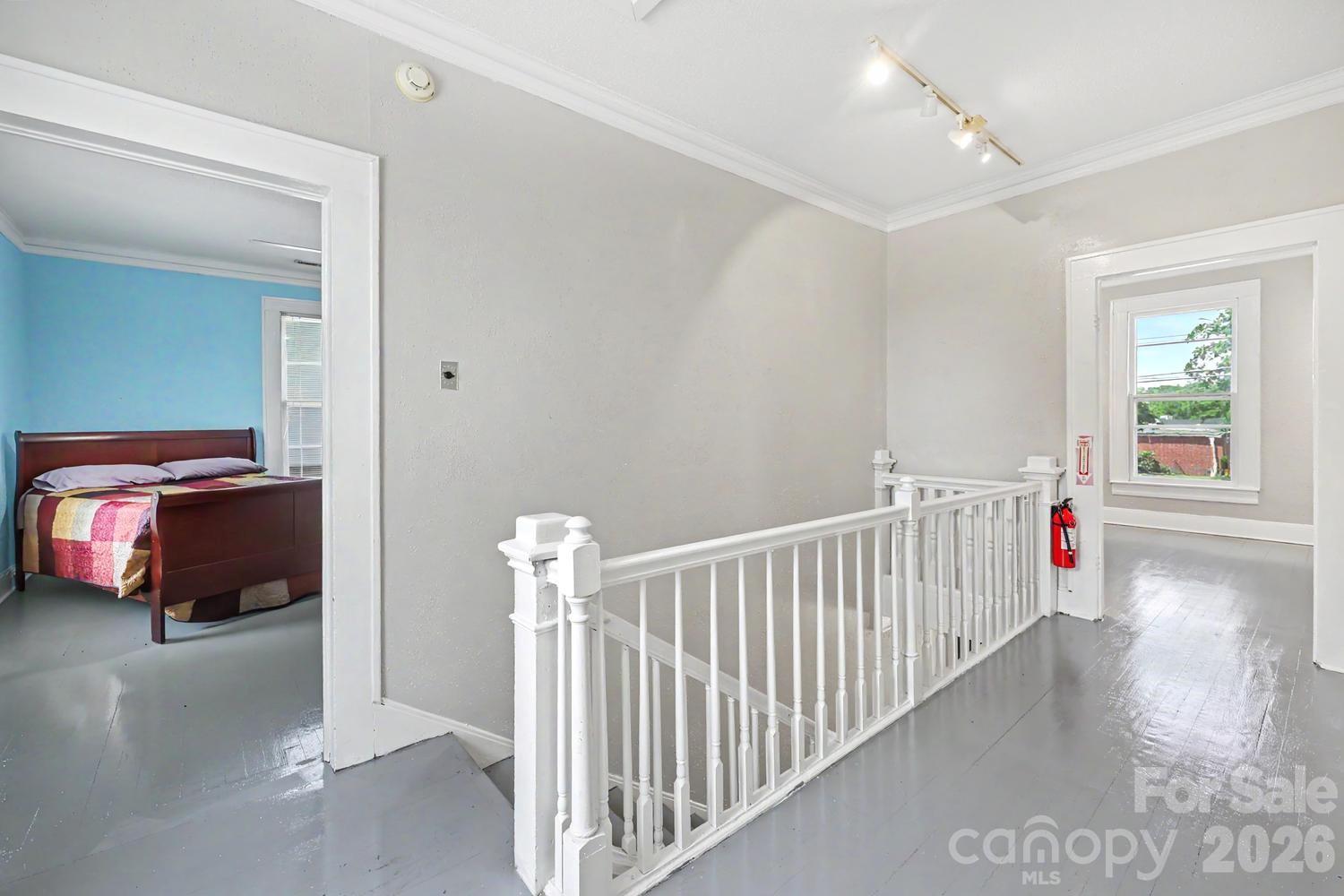 601 College Avenue SW — Lenoir