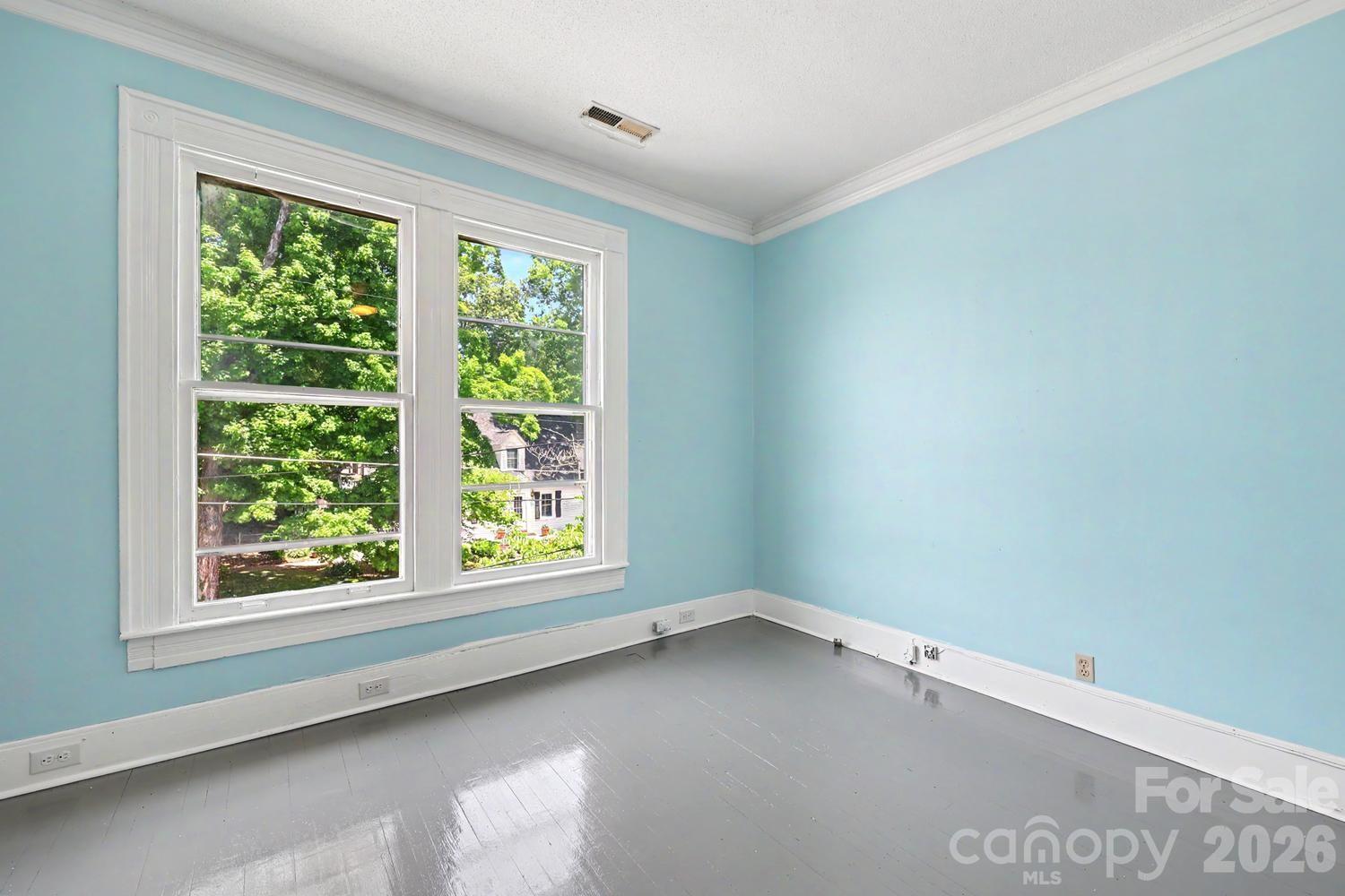 601 College Avenue SW — Lenoir