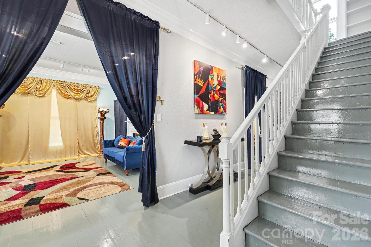 601 College Avenue SW — Lenoir