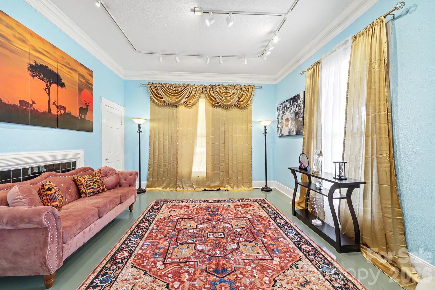 601 College Avenue SW — Lenoir