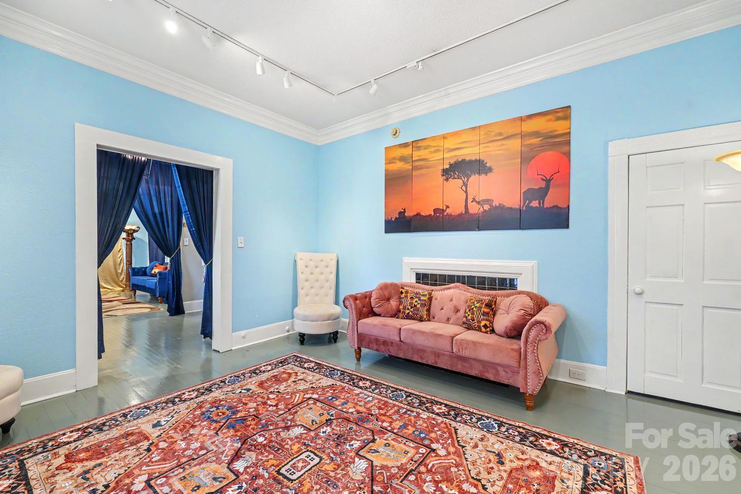 601 College Avenue SW — Lenoir