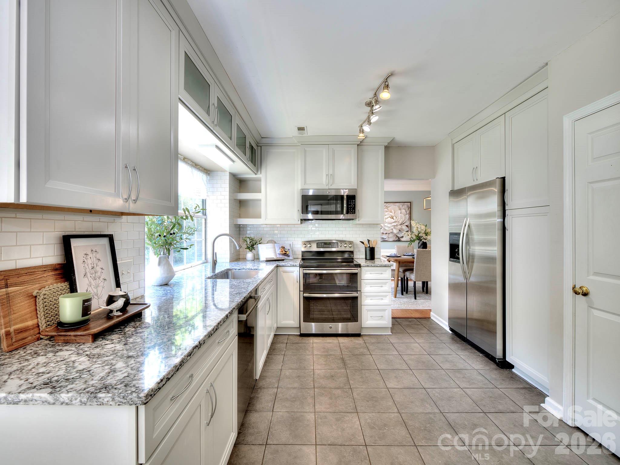11206 Longhedge Lane — Charlotte