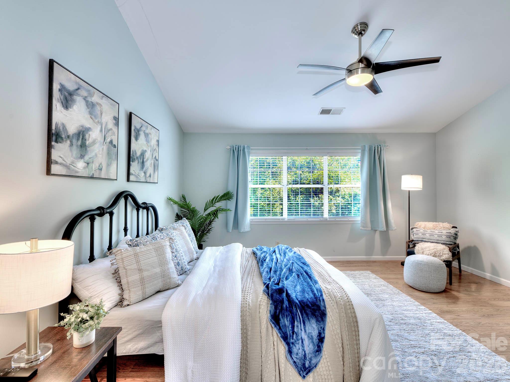 11206 Longhedge Lane — Charlotte