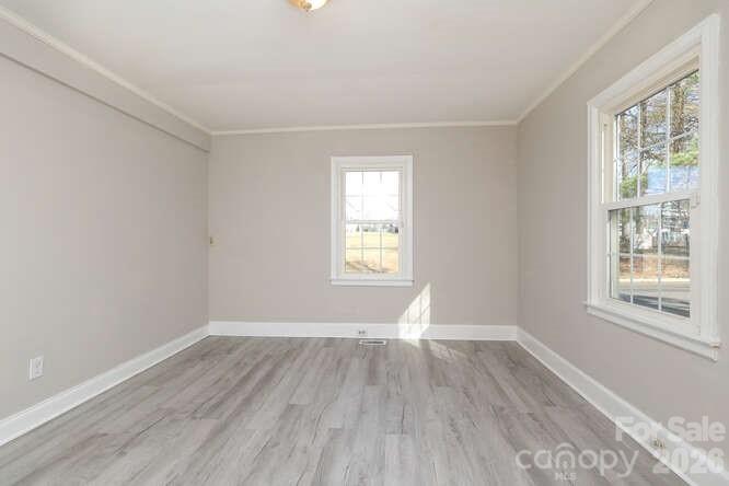 120 N Belvedere Avenue — Gastonia
