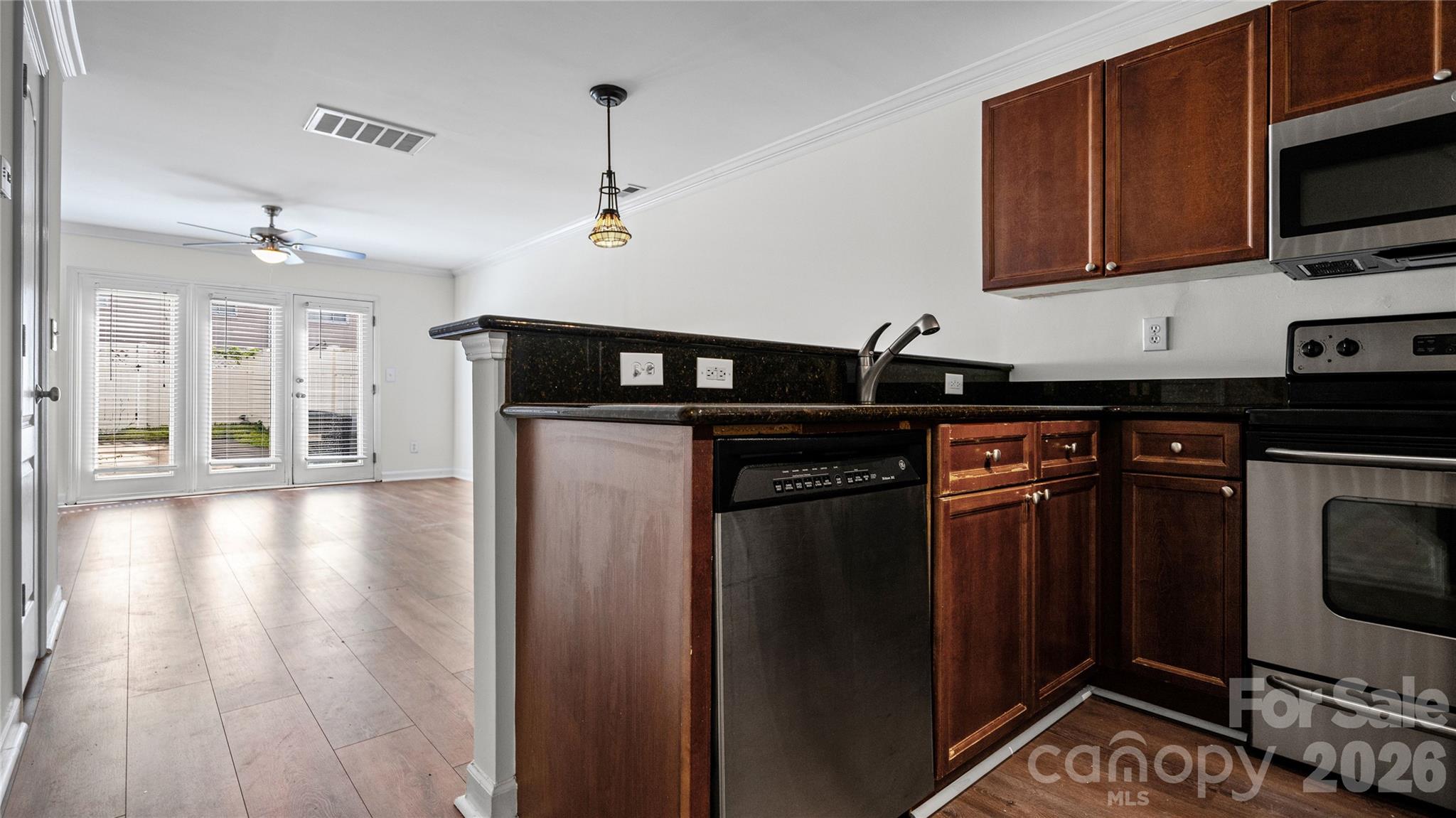 1224 Green Oaks Lane #F — Charlotte