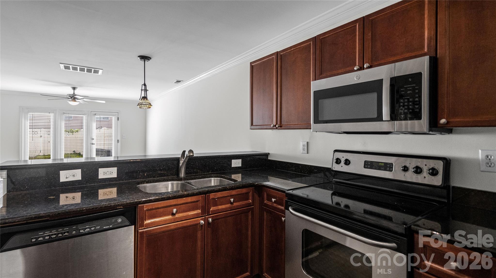 1224 Green Oaks Lane #F — Charlotte