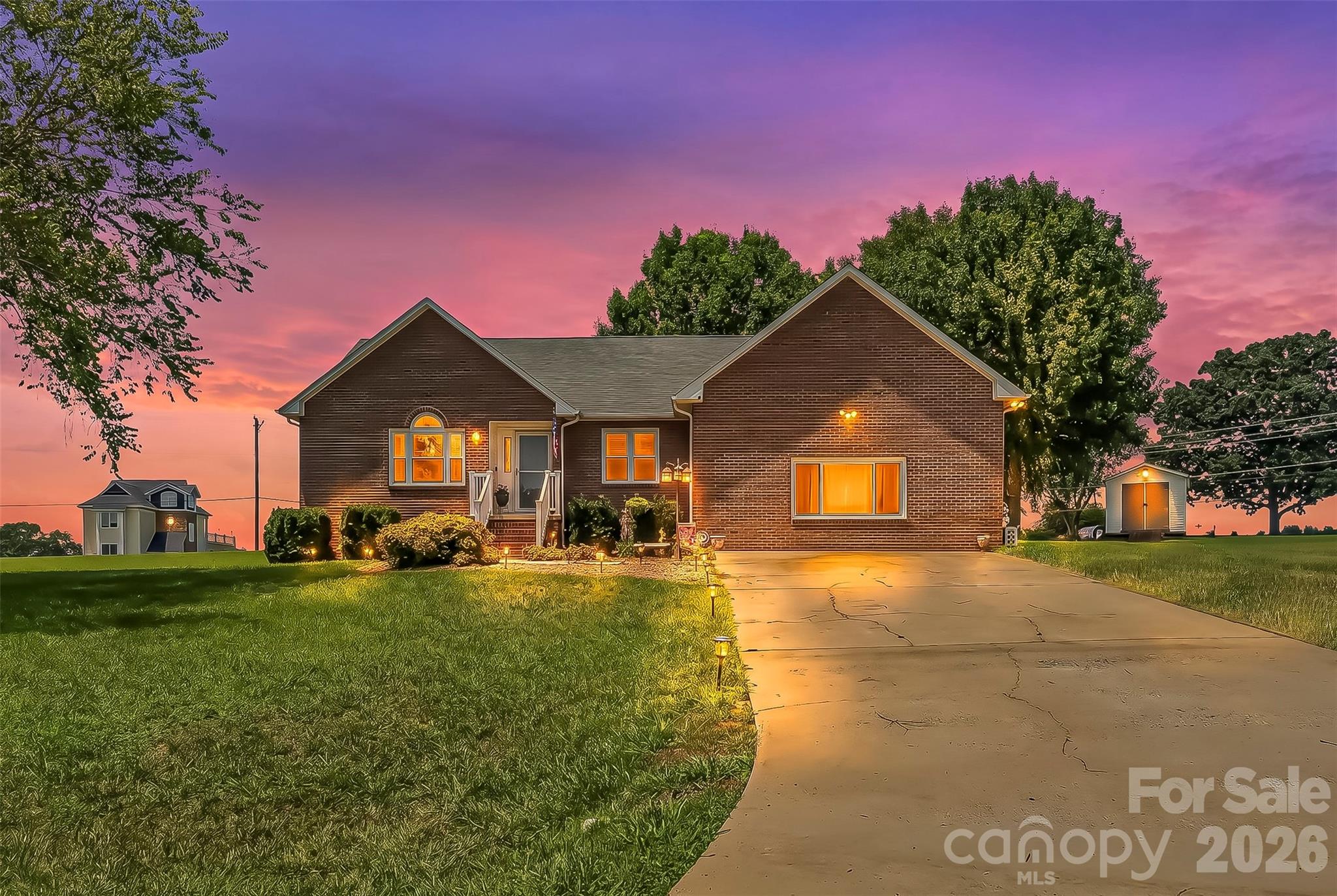 3955 Northernmistic Drive — Maiden