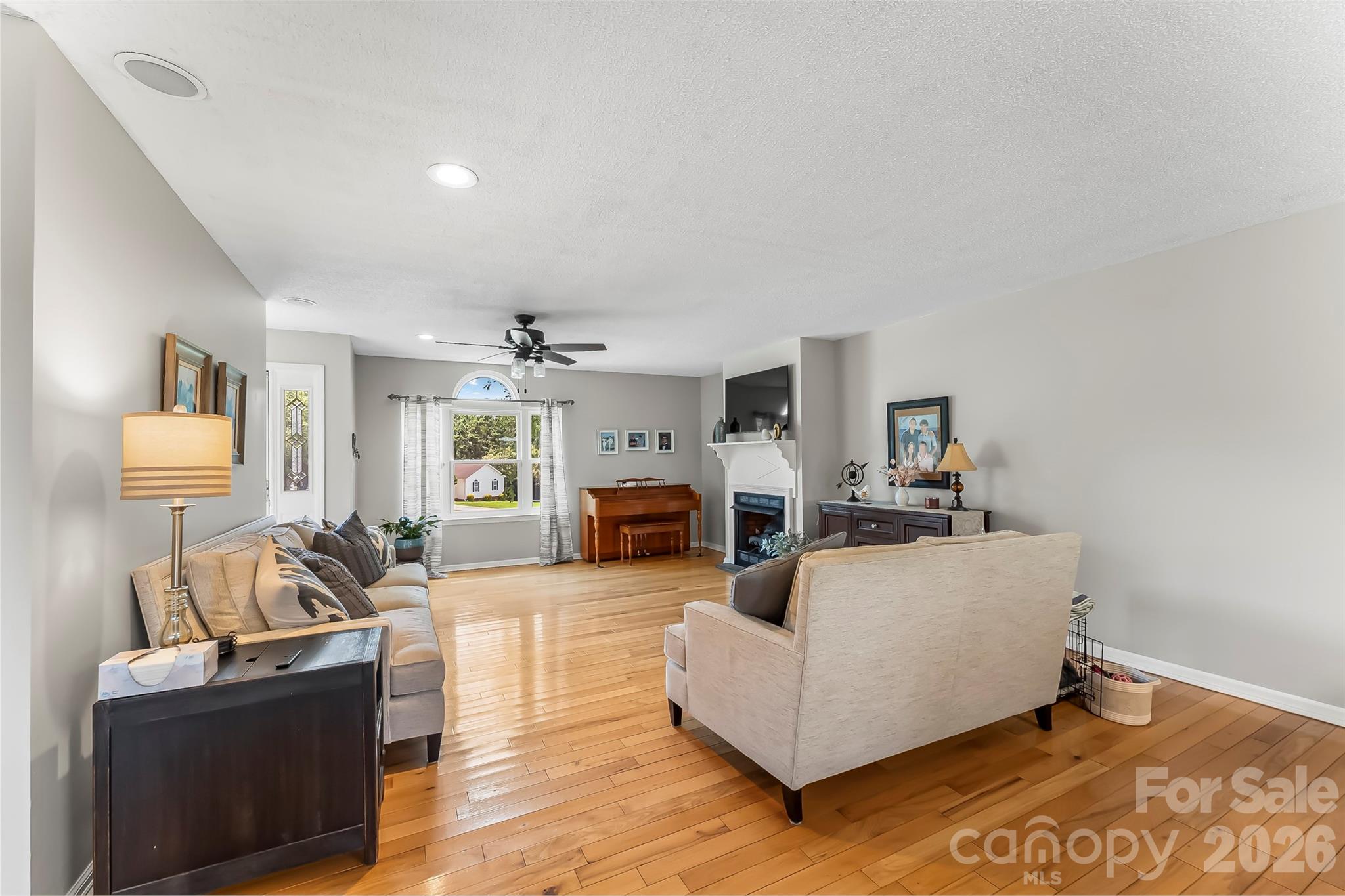 3955 Northernmistic Drive — Maiden
