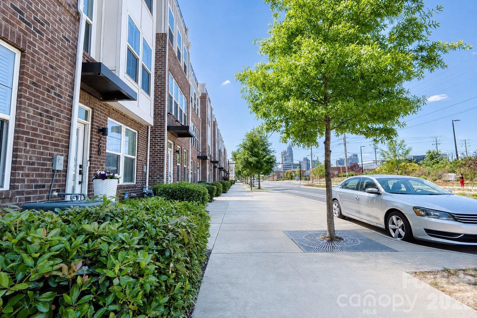 268 Parkwood Avenue — Charlotte