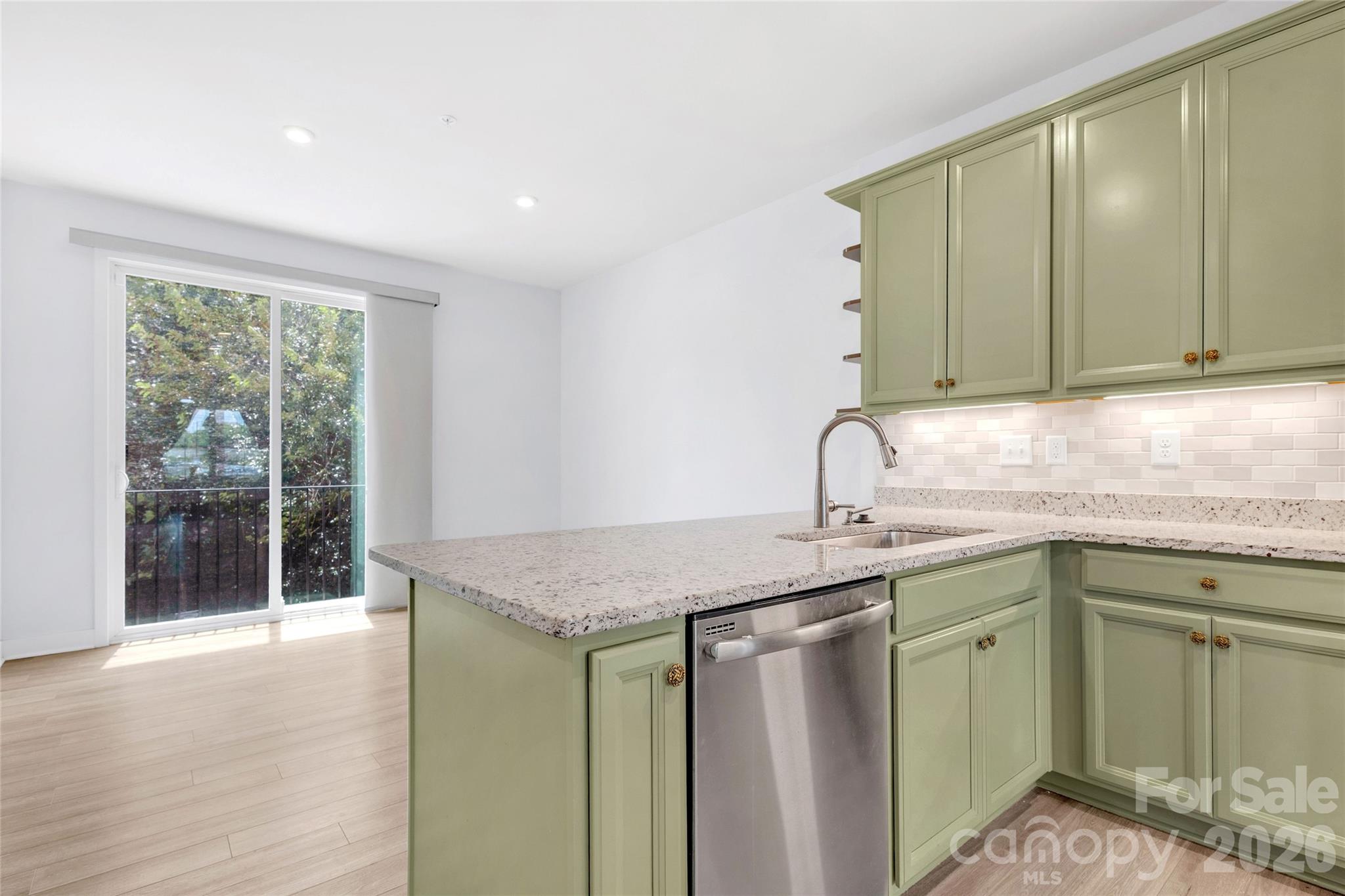 268 Parkwood Avenue — Charlotte