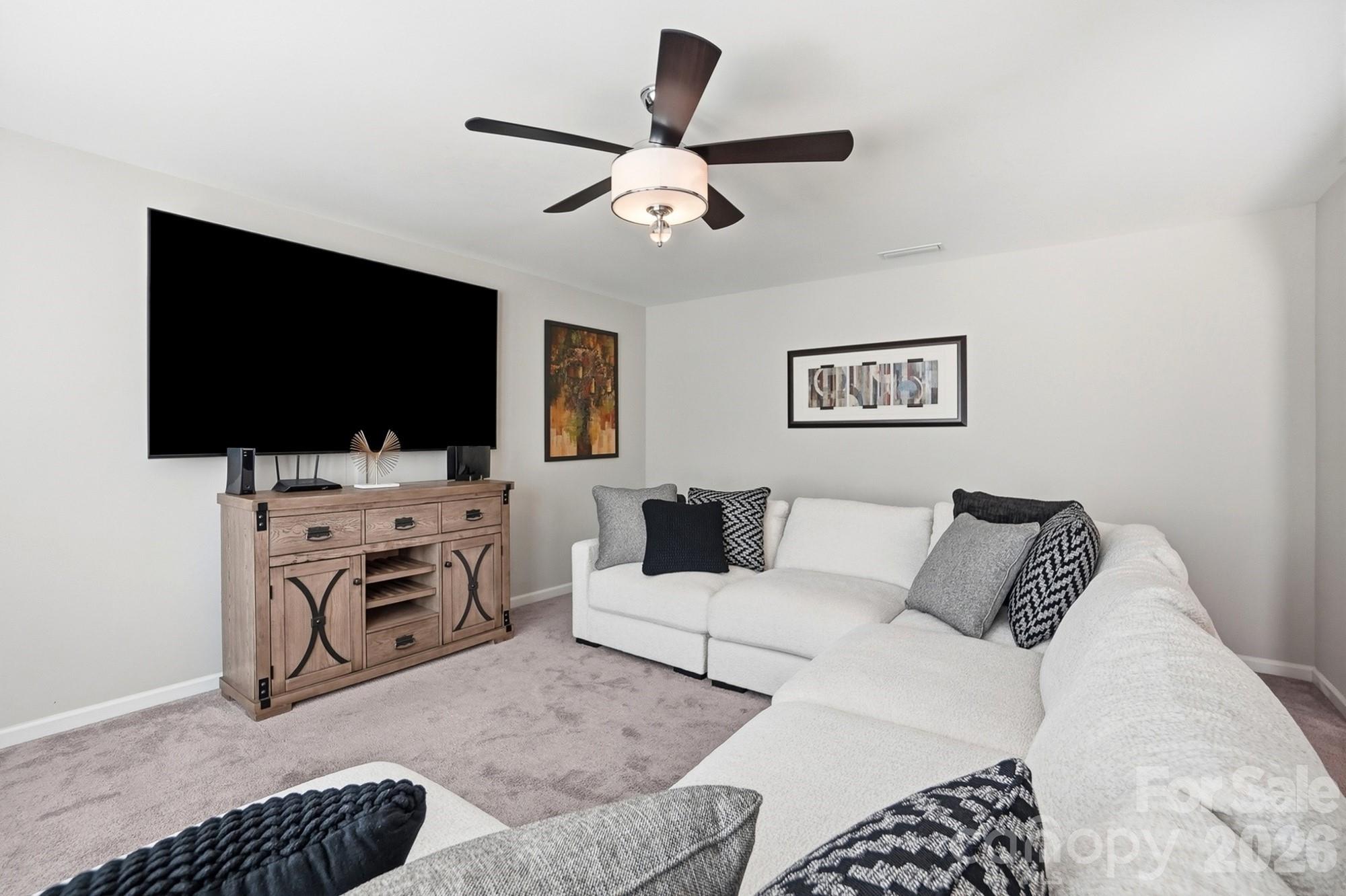 9413 Hanberry Boulevard — Charlotte