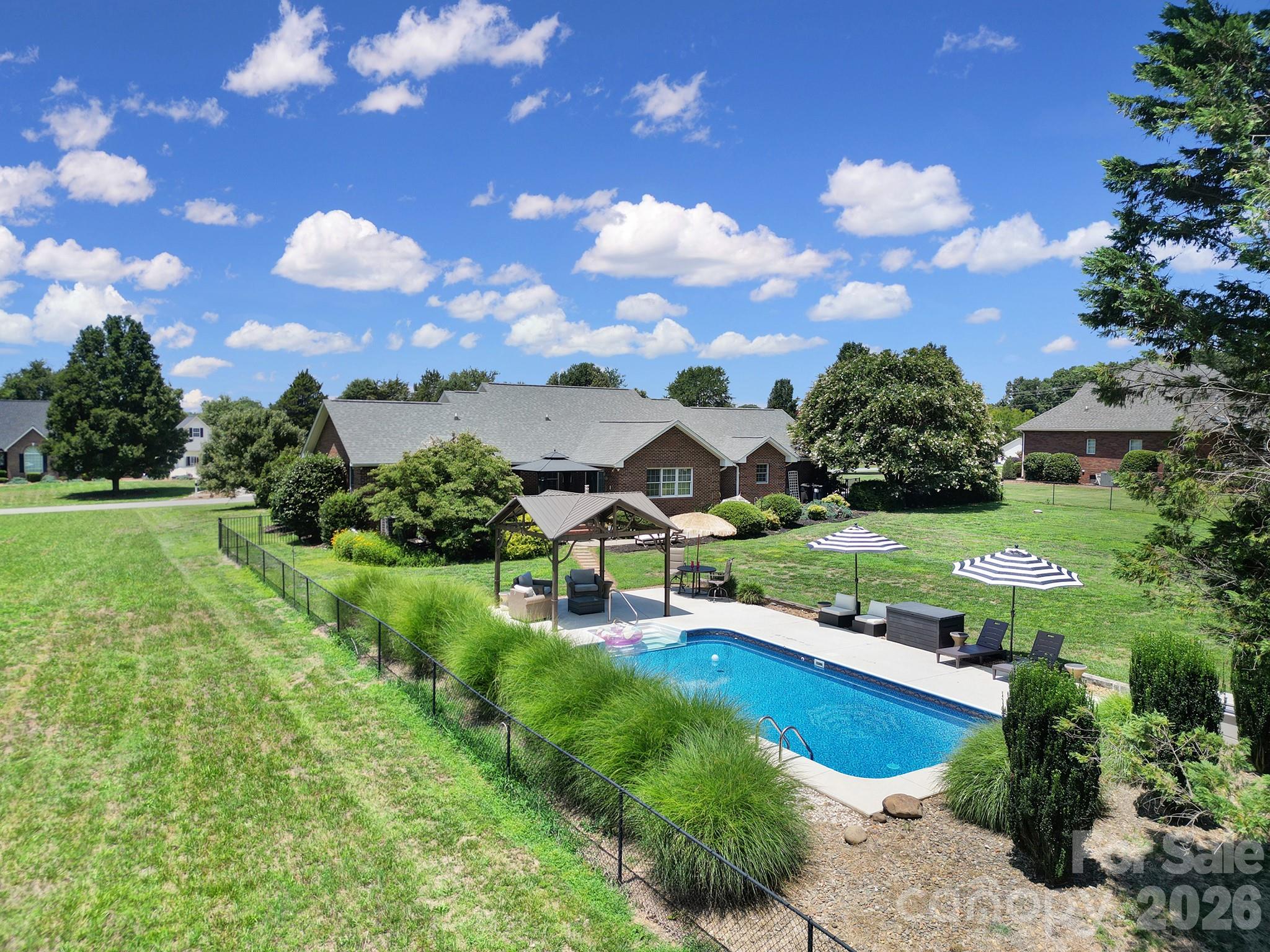 129 Verna Drive — Statesville