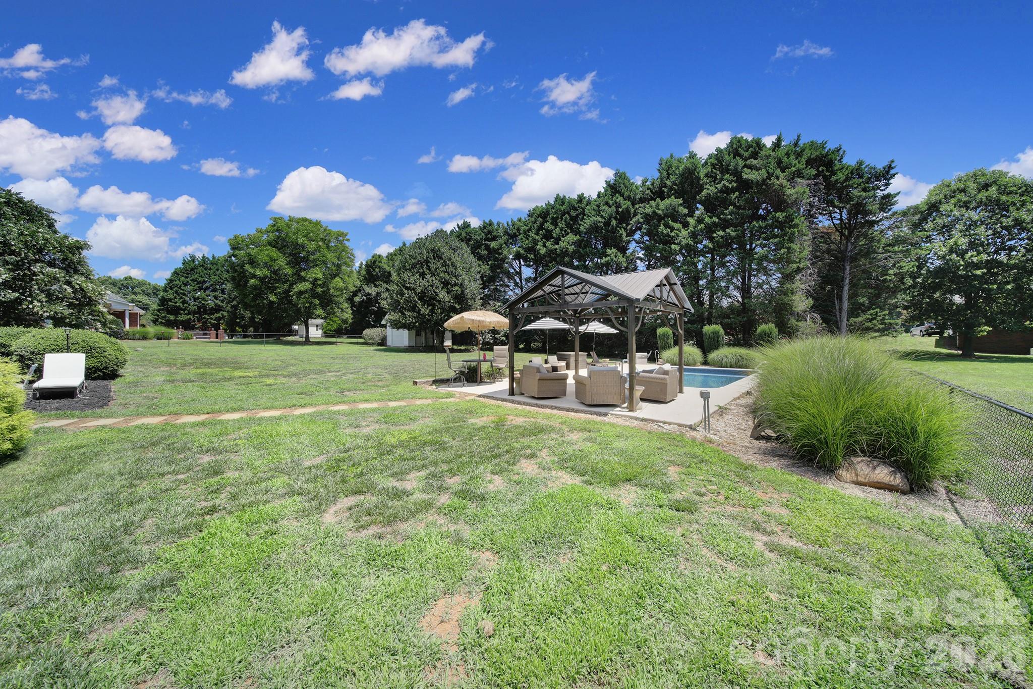 129 Verna Drive — Statesville