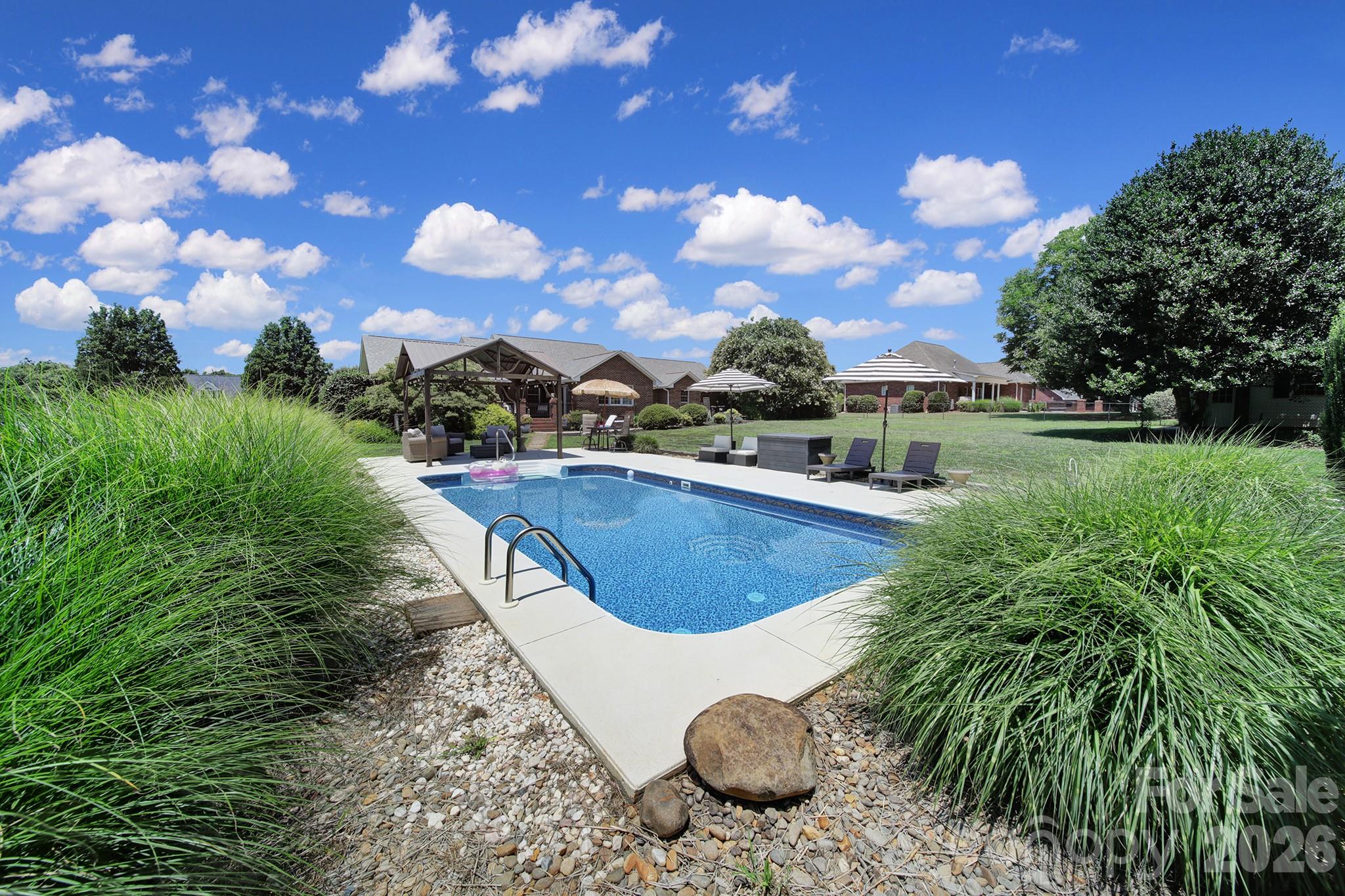 129 Verna Drive — Statesville