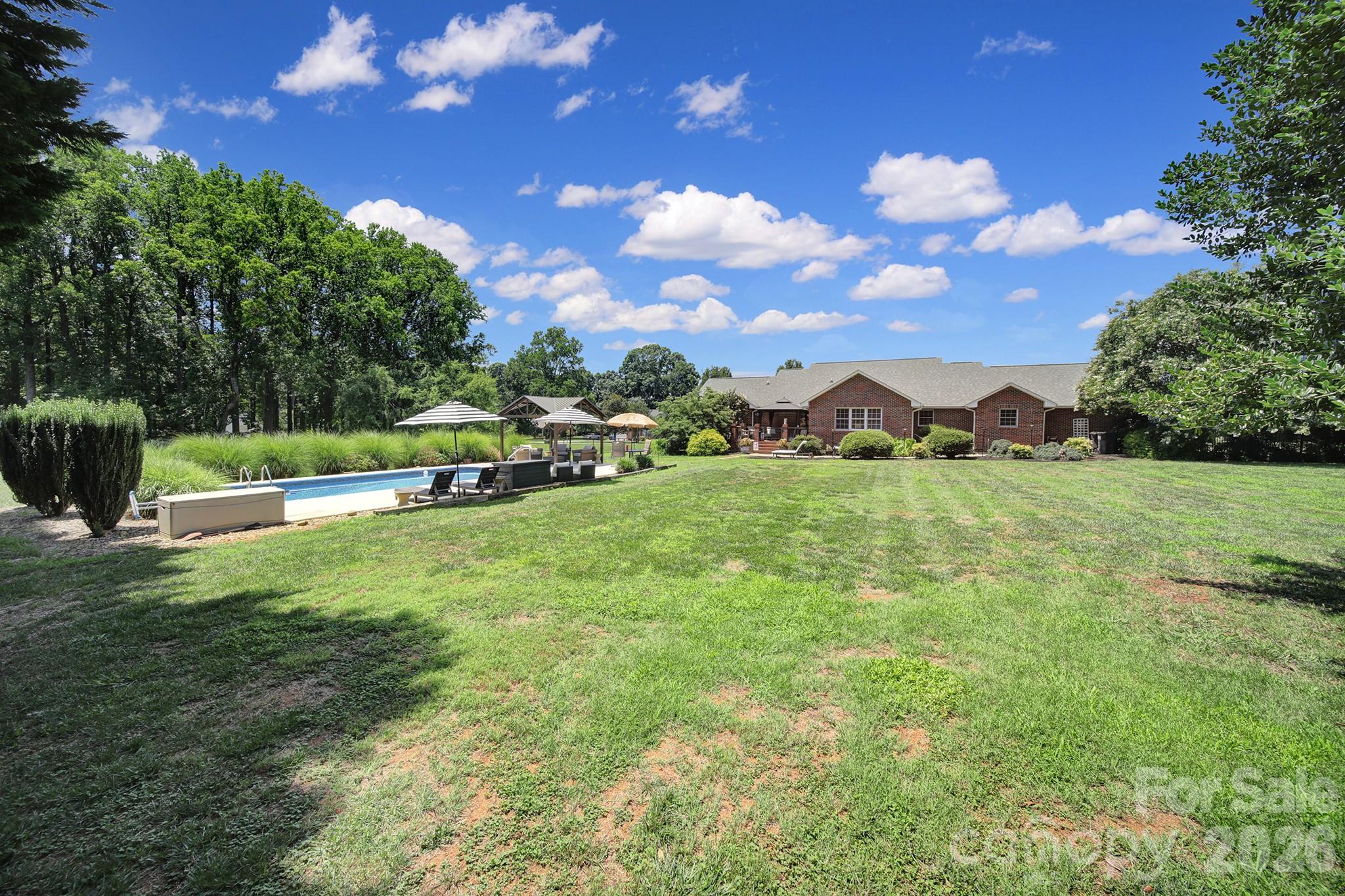 129 Verna Drive — Statesville