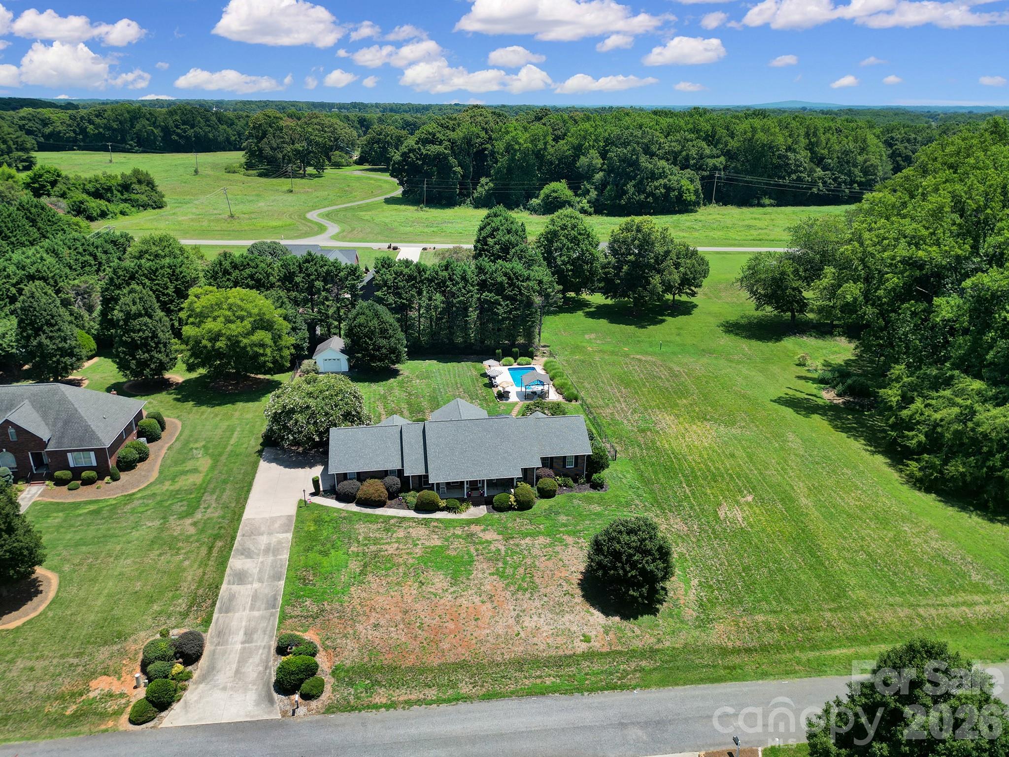 129 Verna Drive — Statesville