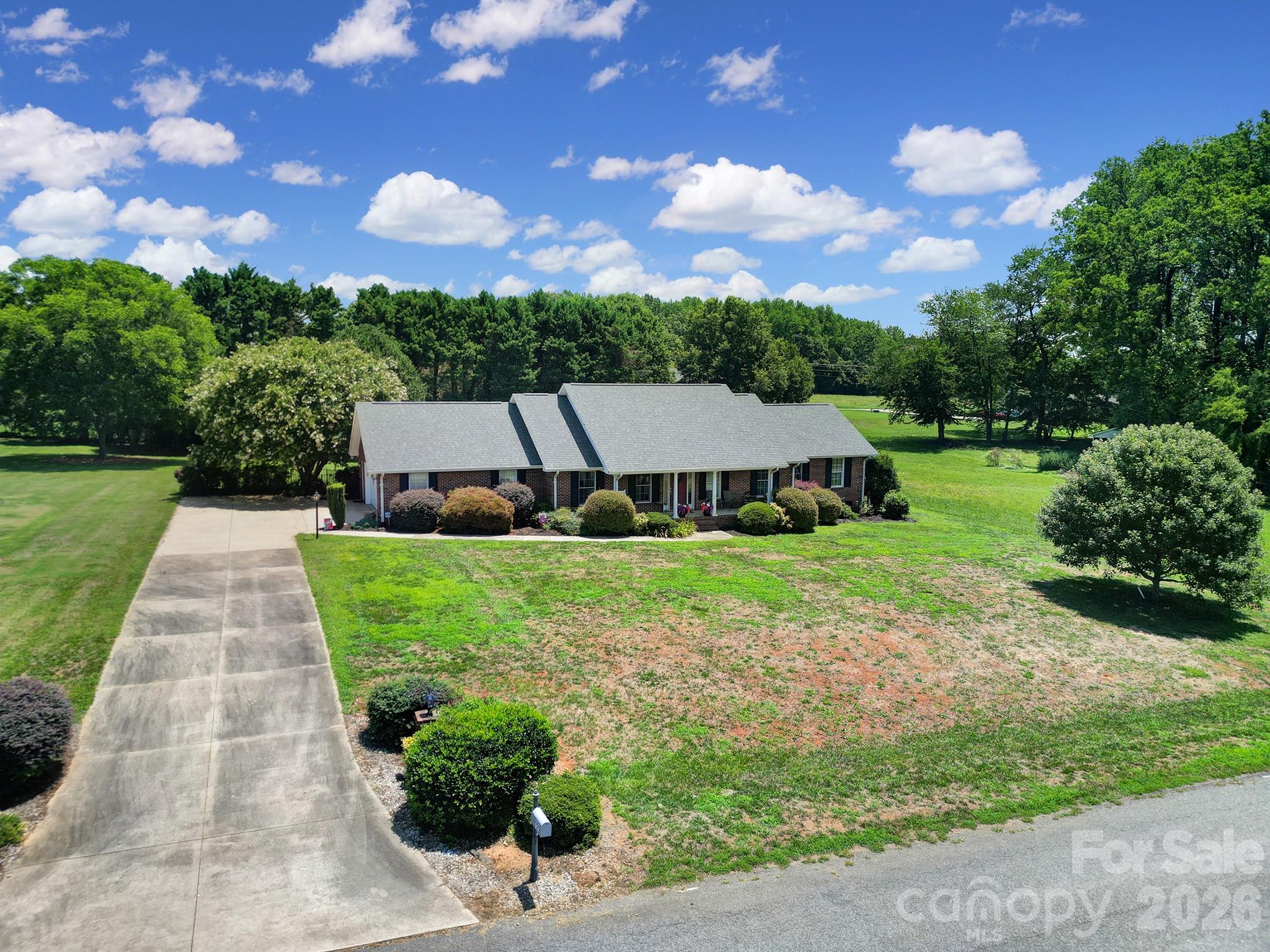 129 Verna Drive — Statesville