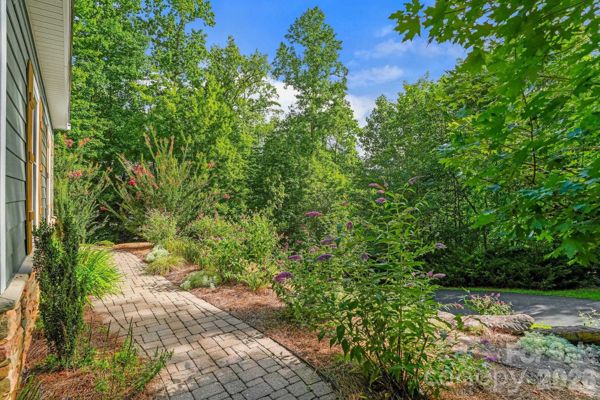 455 Blue Mist Way — Arden