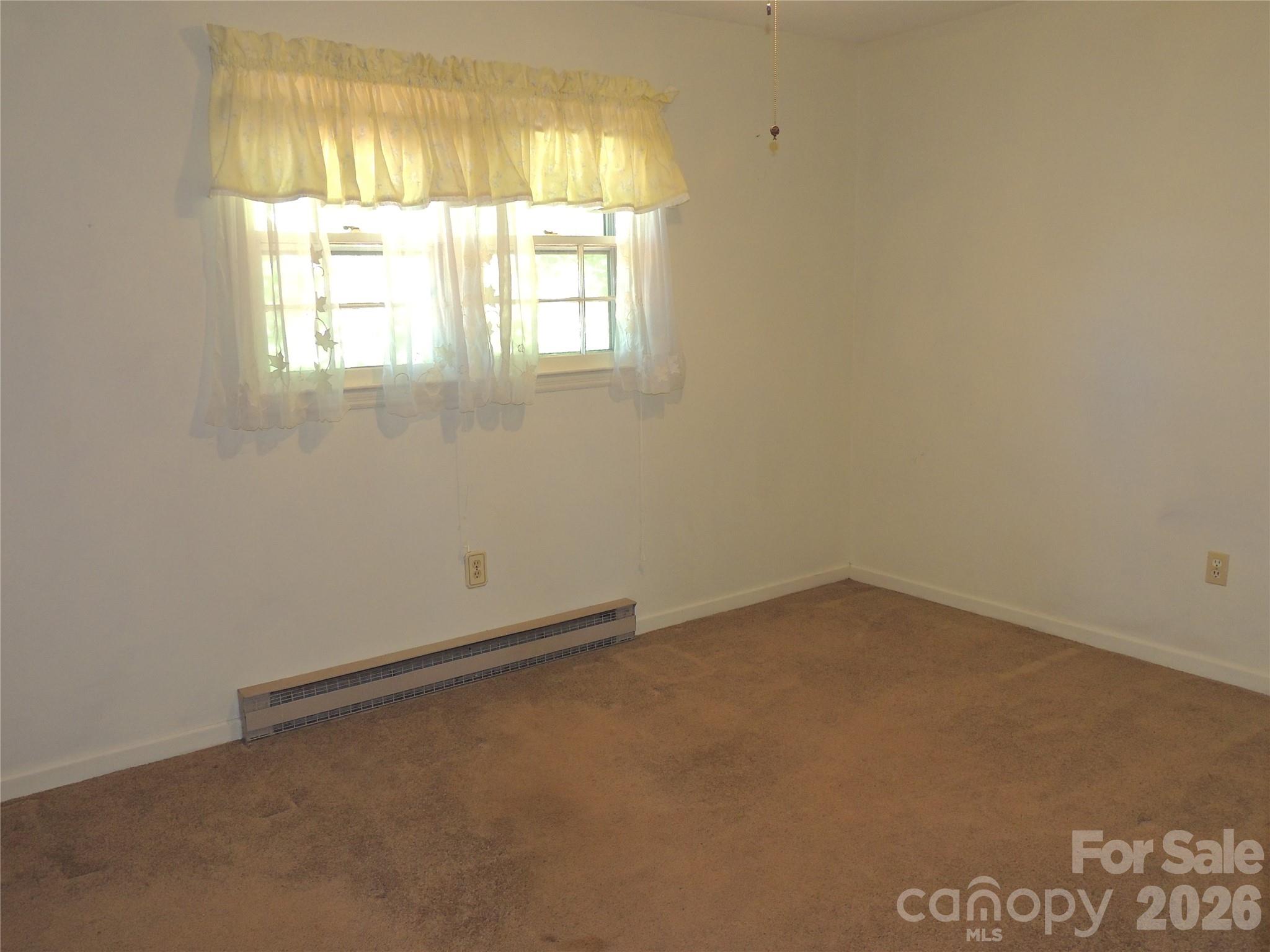 632 Rock Corner Road — Forest City