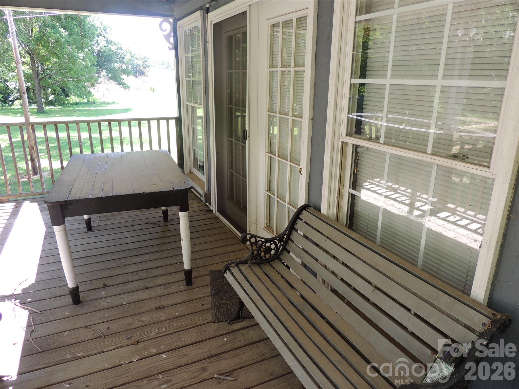 632 Rock Corner Road — Forest City