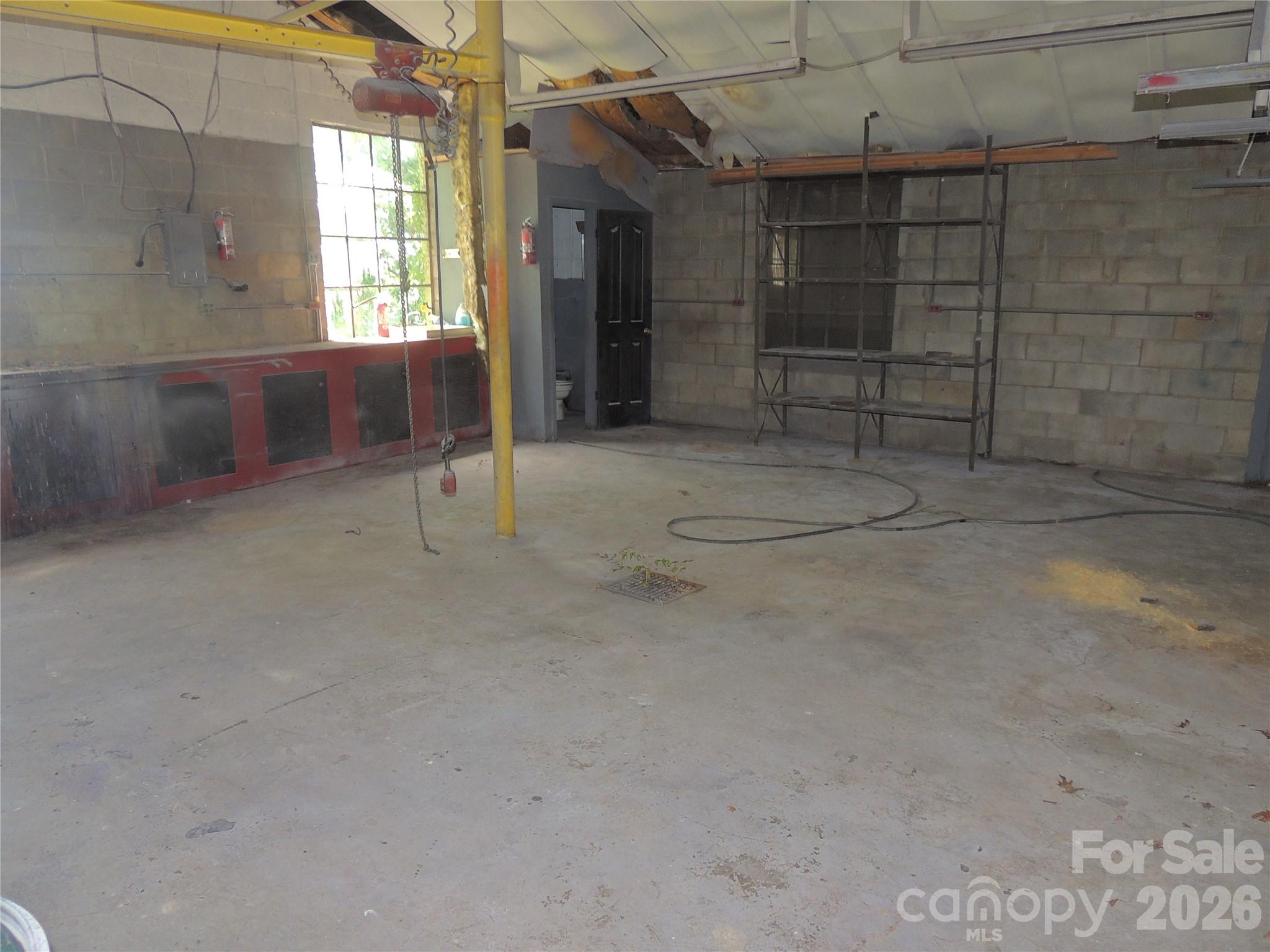 632 Rock Corner Road — Forest City
