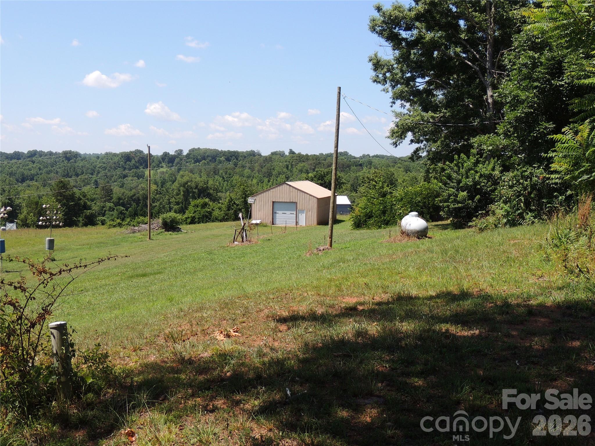632 Rock Corner Road — Forest City