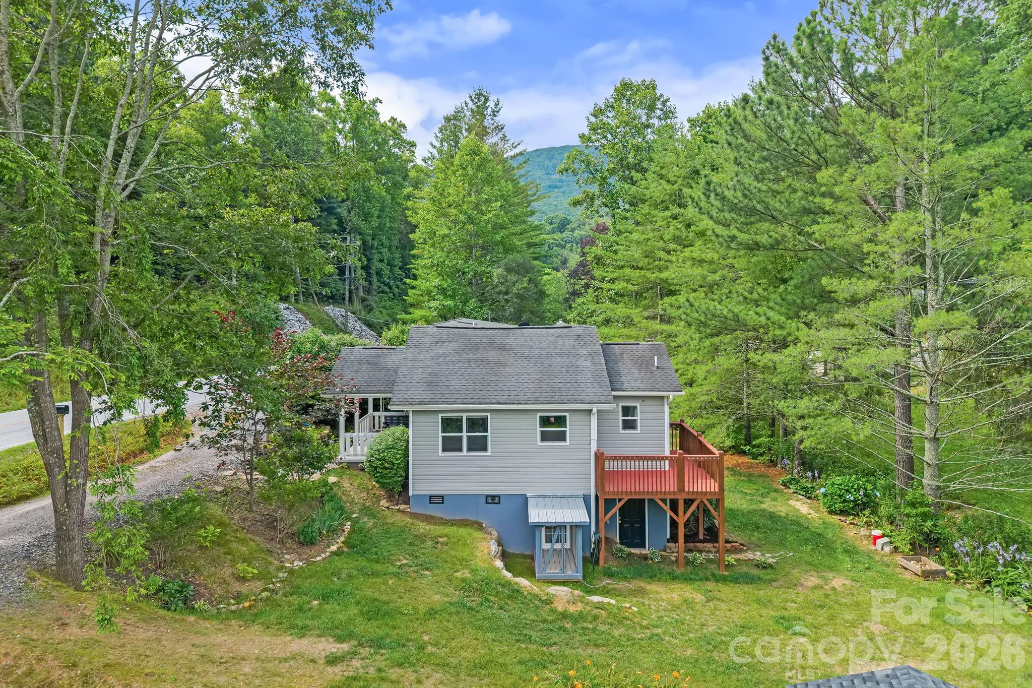 5239 Gerton Highway — Gerton