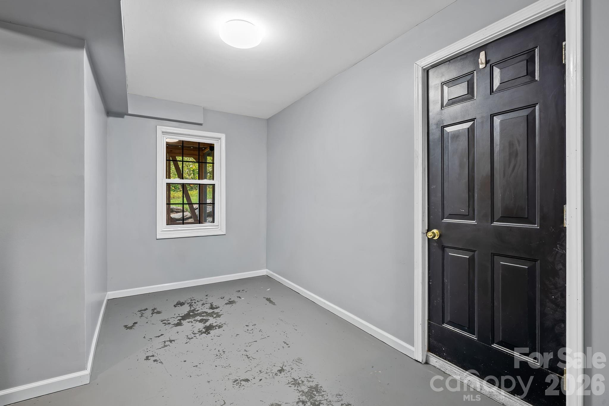 5239 Gerton Highway — Gerton