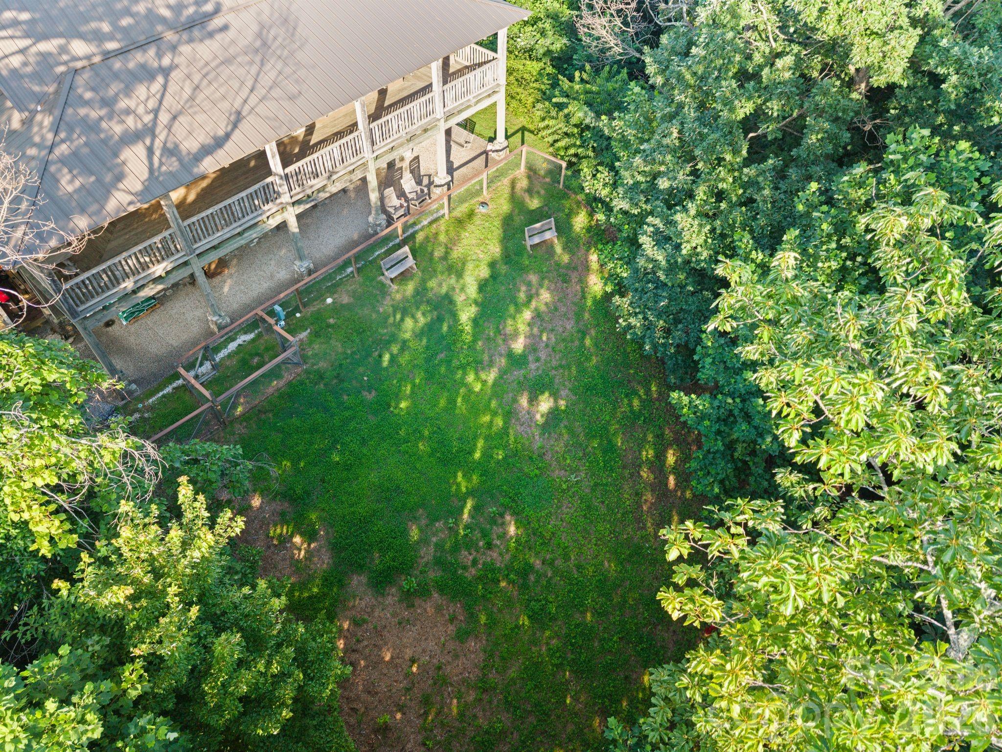 1915 Creston Drive — Black Mountain
