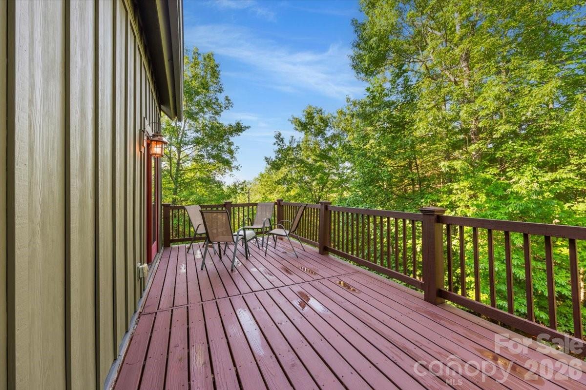 5021 Little Acre Road — Nebo
