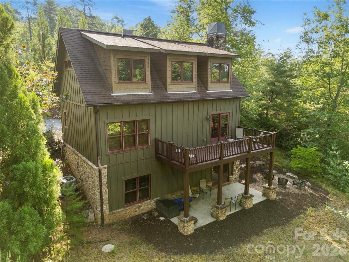 5021 Little Acre Road — Nebo