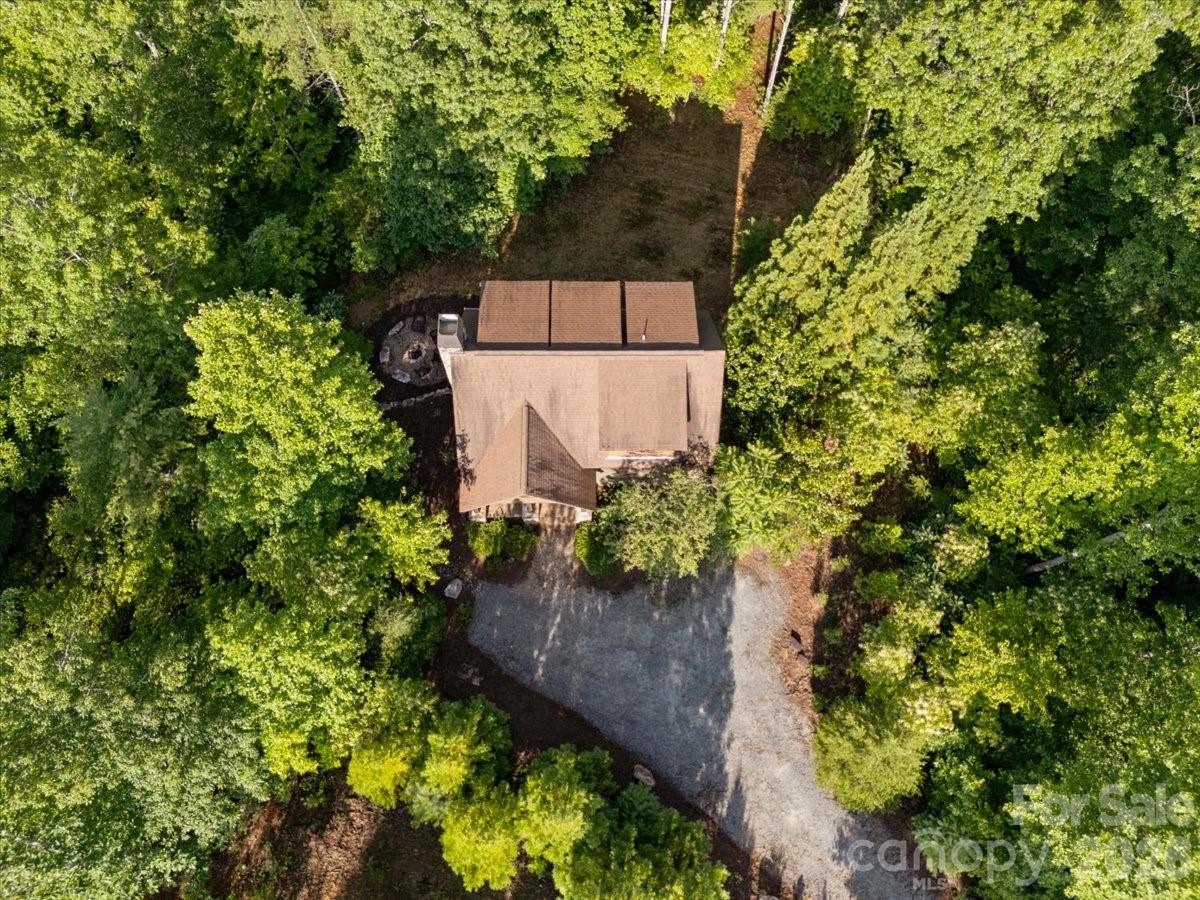 5021 Little Acre Road — Nebo
