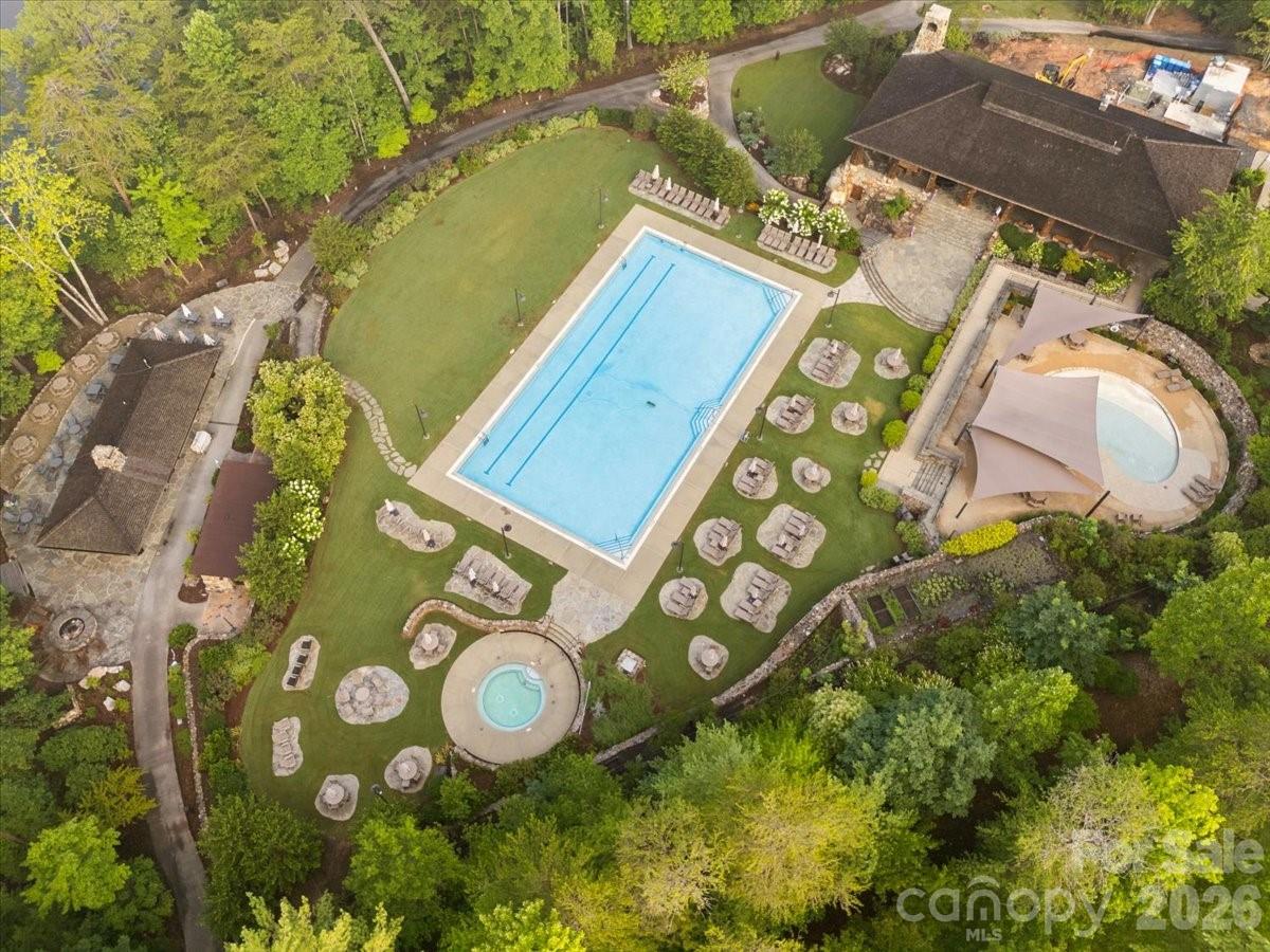 5021 Little Acre Road — Nebo