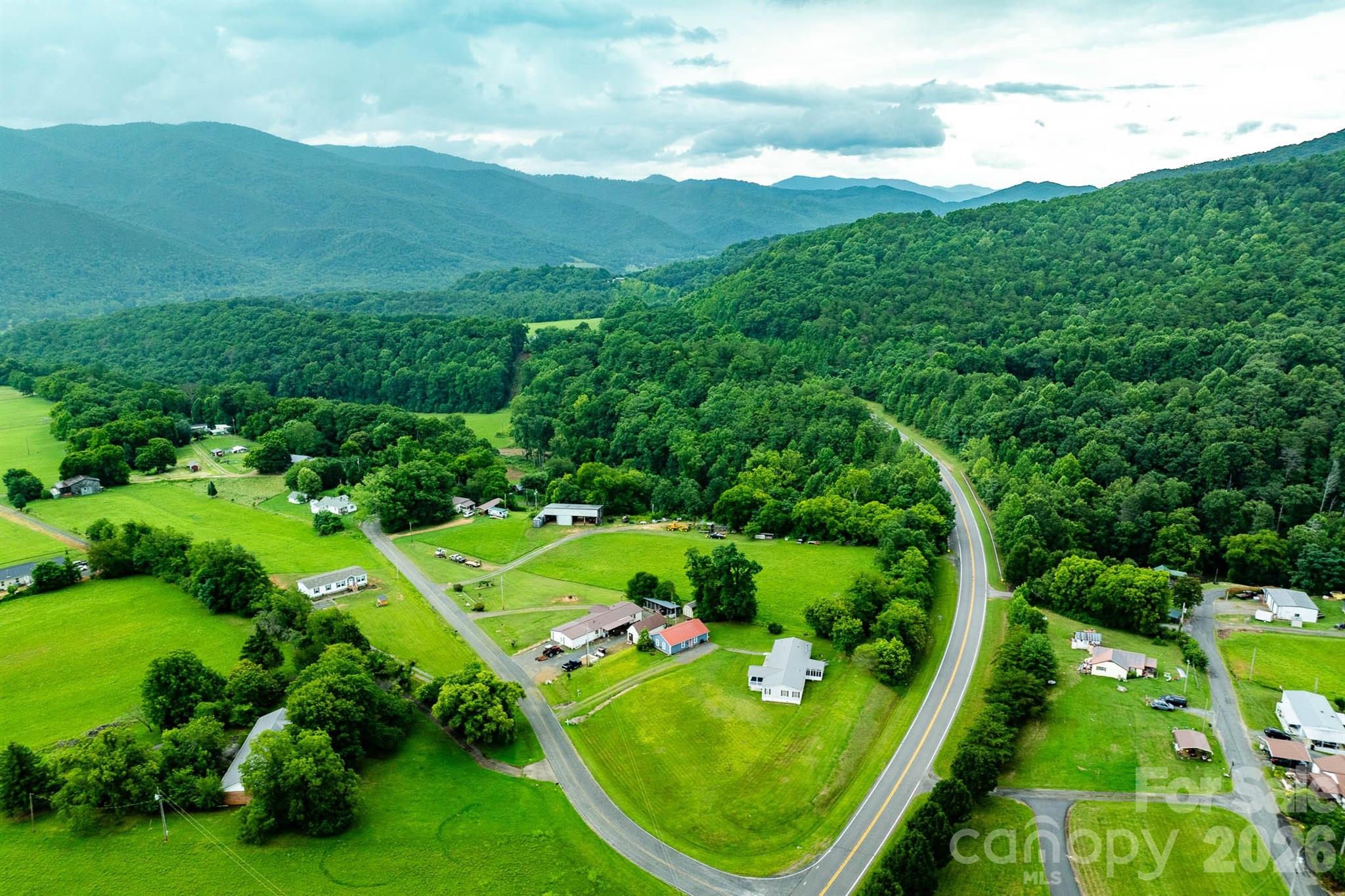 755 Fairview Loop — Hot Springs