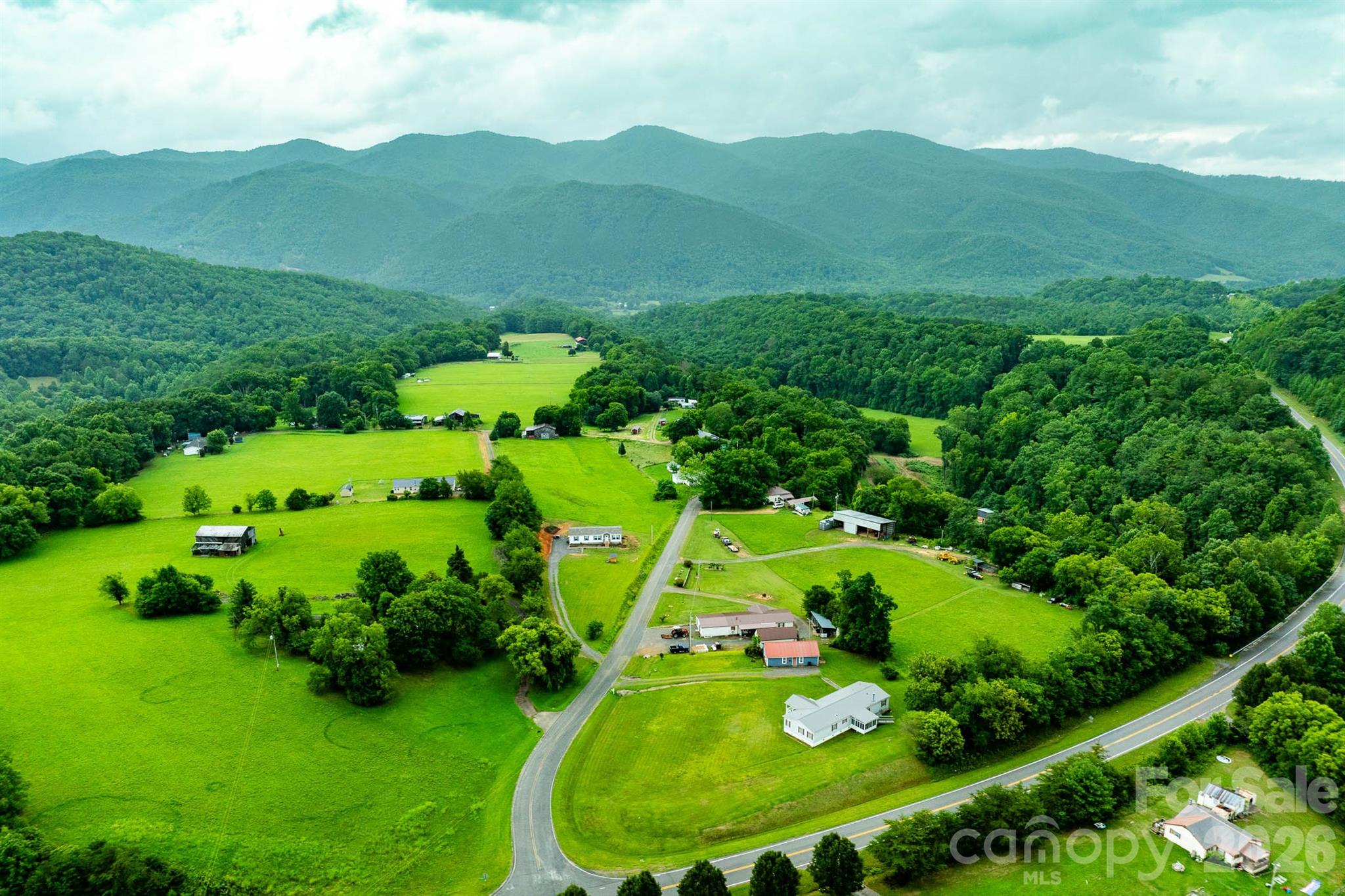 755 Fairview Loop — Hot Springs